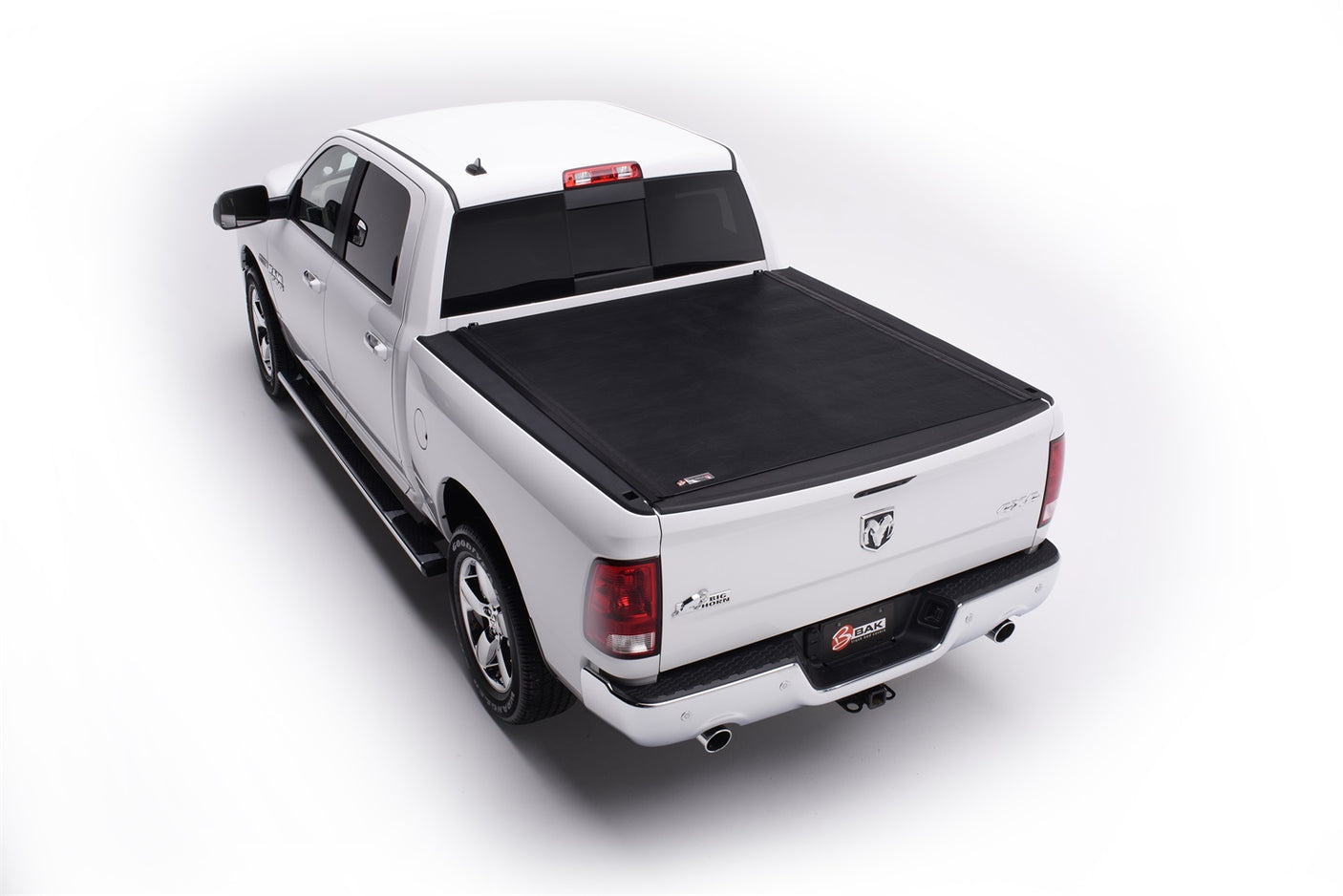 BAK Revolver X2 39203 2004-2005 Dodge Ram 1500 8 ft. Bed Hard Rolling Tonneau Cover