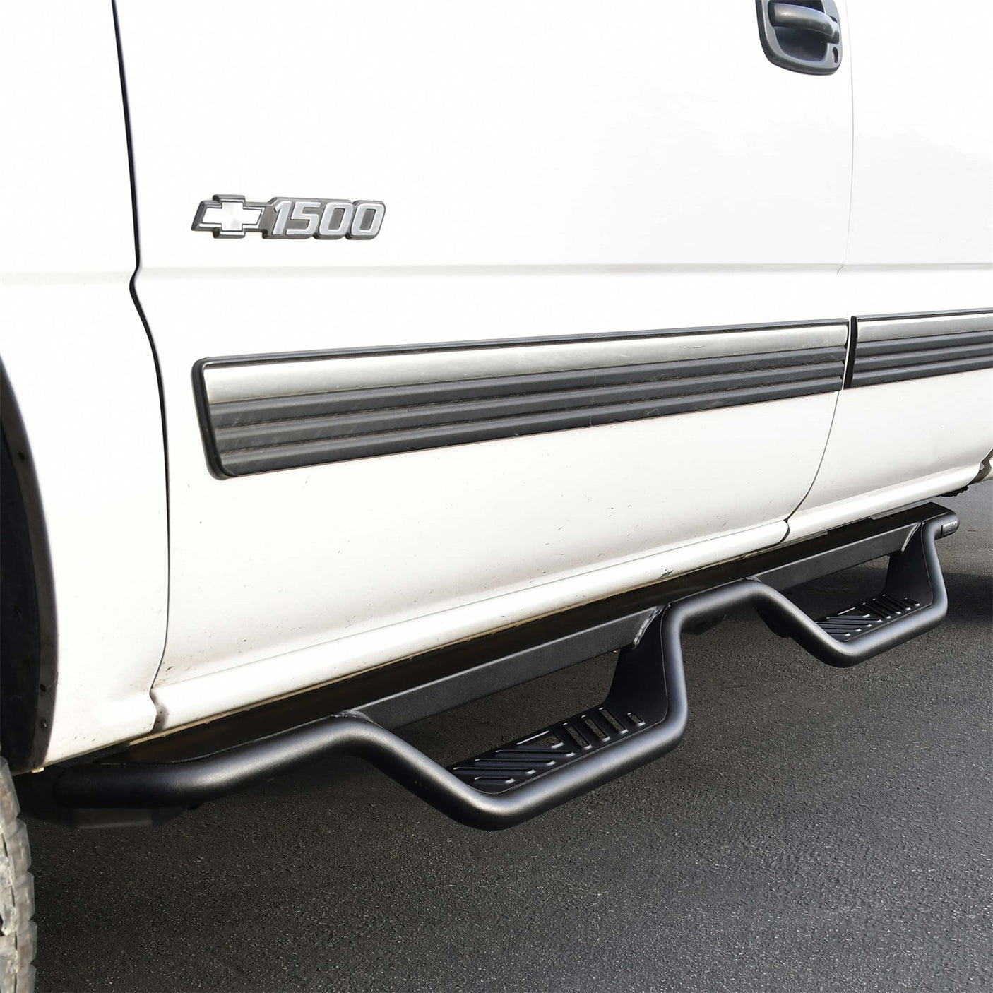 Westin 20-11685 1999-2013 Chevy Silverado 1500 Classic Outlaw Drop Nerf Step Bars - 72 in. Long