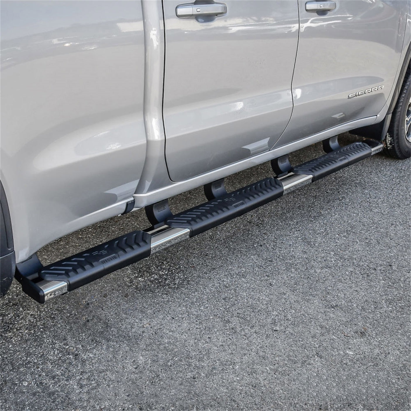 Westin 28-534680 2019-2023 Chevy Silverado 1500 R5 M-Series 5 in. Wheel-to-Wheel Nerf Step Bars - 72 in. Long