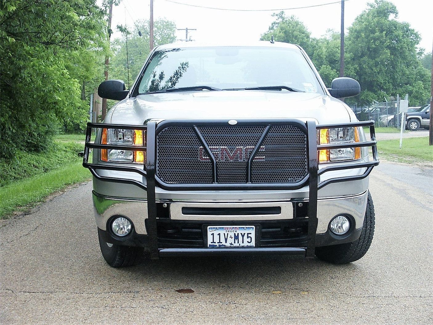 Frontier 200-30-7006 2007-2010 GMC Sierra 2500/3500 HD Grille Guard - BumperStock