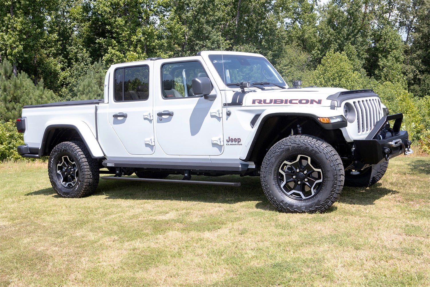 AMP Research PowerStep XL 77135 - 01A 2020 - 2024 Jeep Gladiator JT Running Board - Rugged Truck Gear