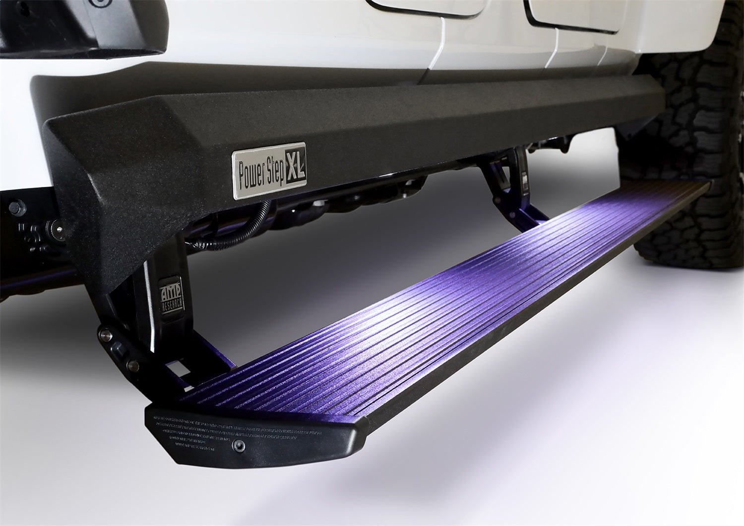 AMP Research PowerStep XL 77135 - 01A 2020 - 2024 Jeep Gladiator JT Running Board - Rugged Truck Gear