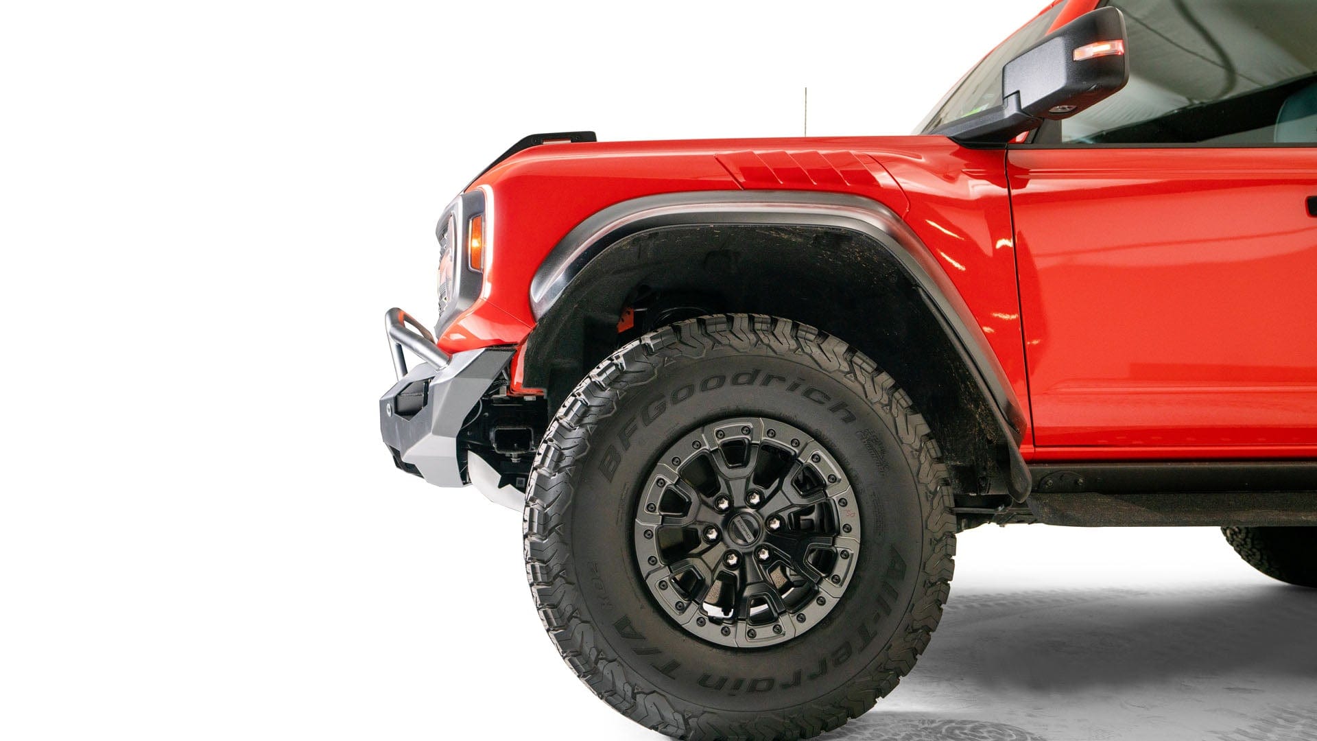 Fab Fours BR22 - X5752 - 1 Ford Bronco Raptor 2022 - 2024 Matrix Front Bumper Pre - Runner Guard - Rugged Truck Gear