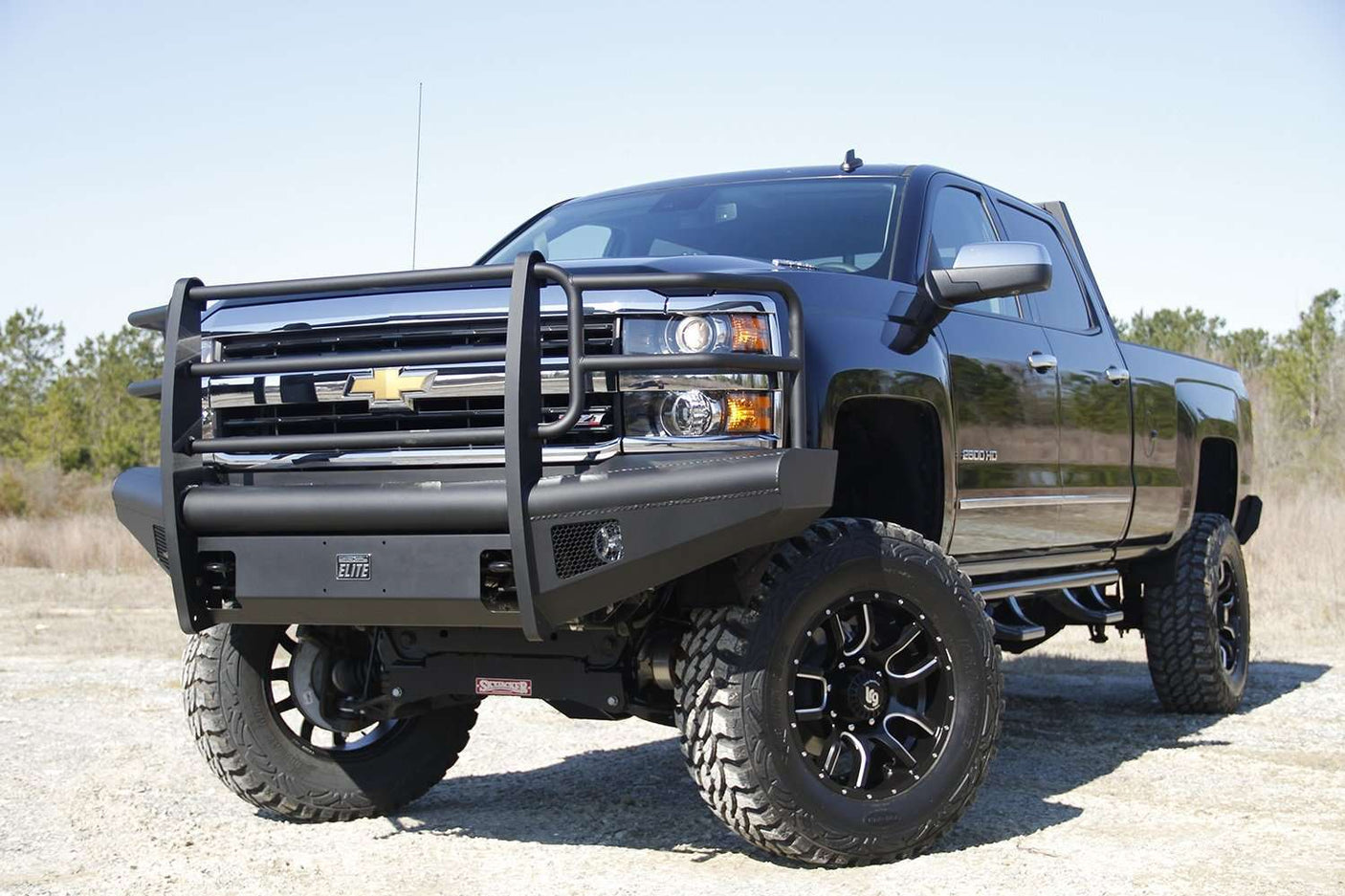 Fab Fours CH08-Q2060-1 2007.5-2010 Chevy Silverado 2500/3500 HD Black Steel Elite Front Bumper Full Guard-BumperStock