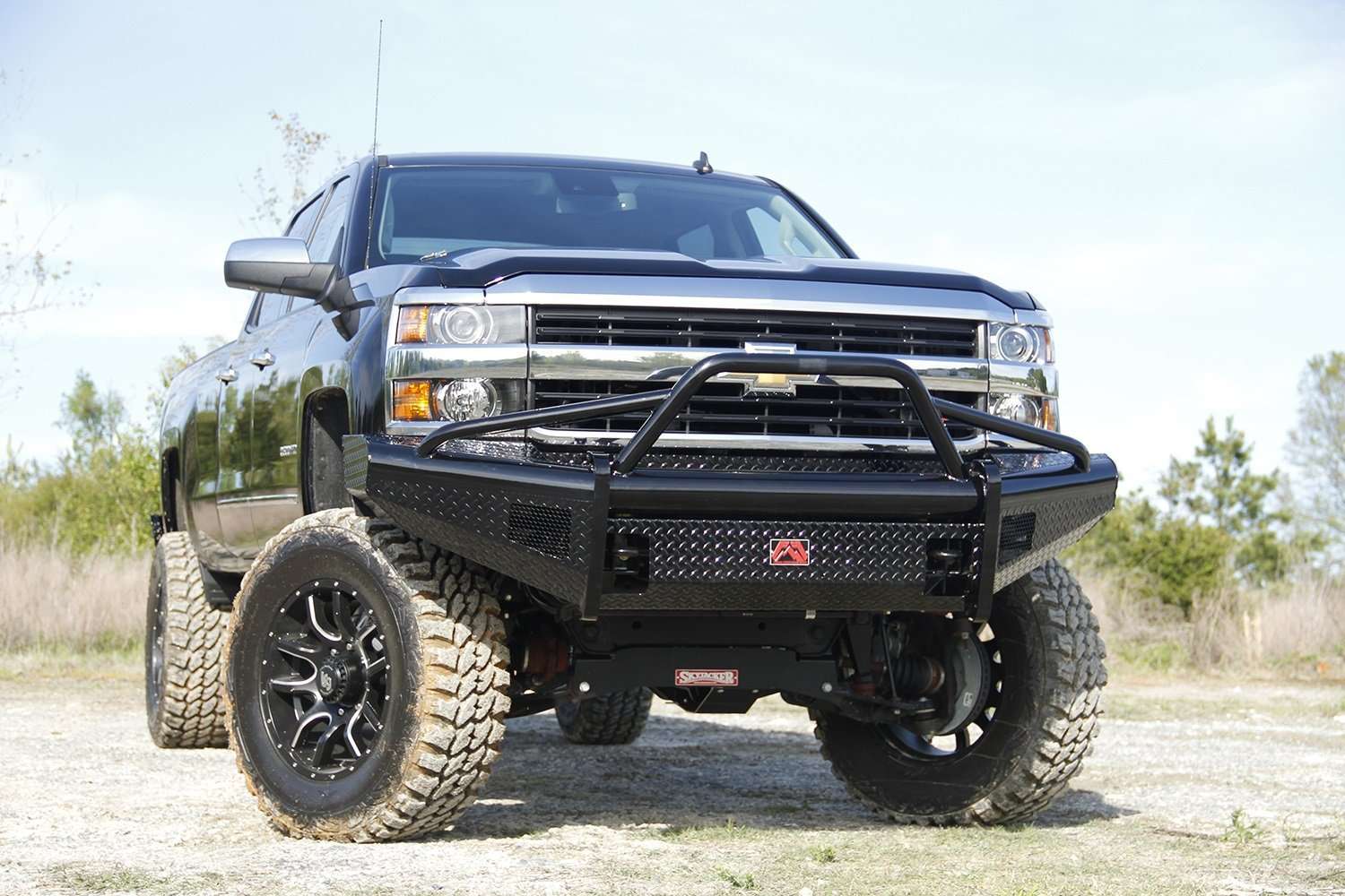 Fab Fours CH14 - S3062 - 1 Chevy Silverado 2500/3500 HD 2015 - 2019 Black Steel Front Bumper Pre - Runner Guard - Rugged Truck Gear