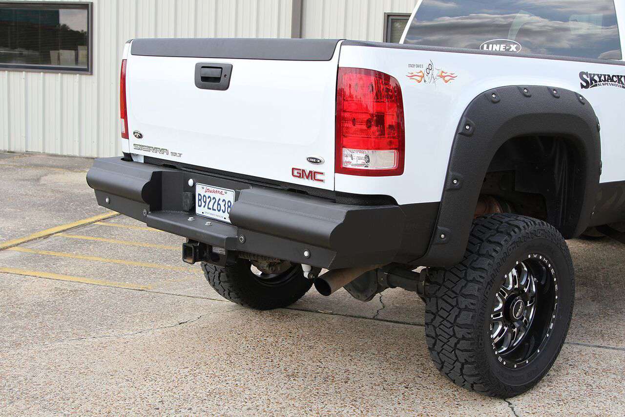 Fab Fours CH14 - U3050 - 1 GMC Sierra 2500/3500 HD 2015 - 2019 Black Steel Elite Rear Bumper - Rugged Truck Gear