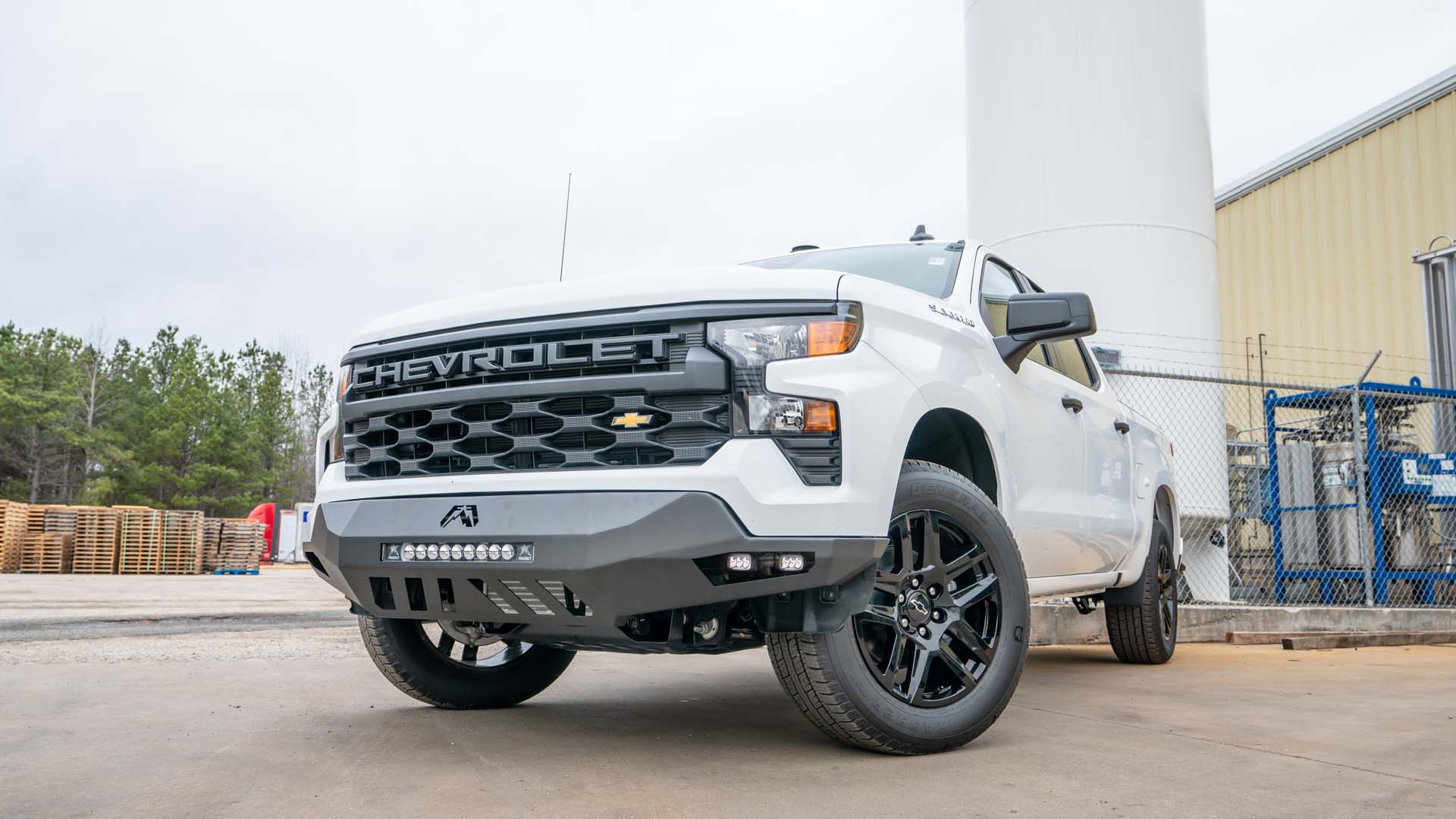 Fab Fours CS22 - D5661 - 1 2022.5 - 2024 Chevy Silverado 1500 Vengeance Front Bumper No Guard - Rugged Truck Gear