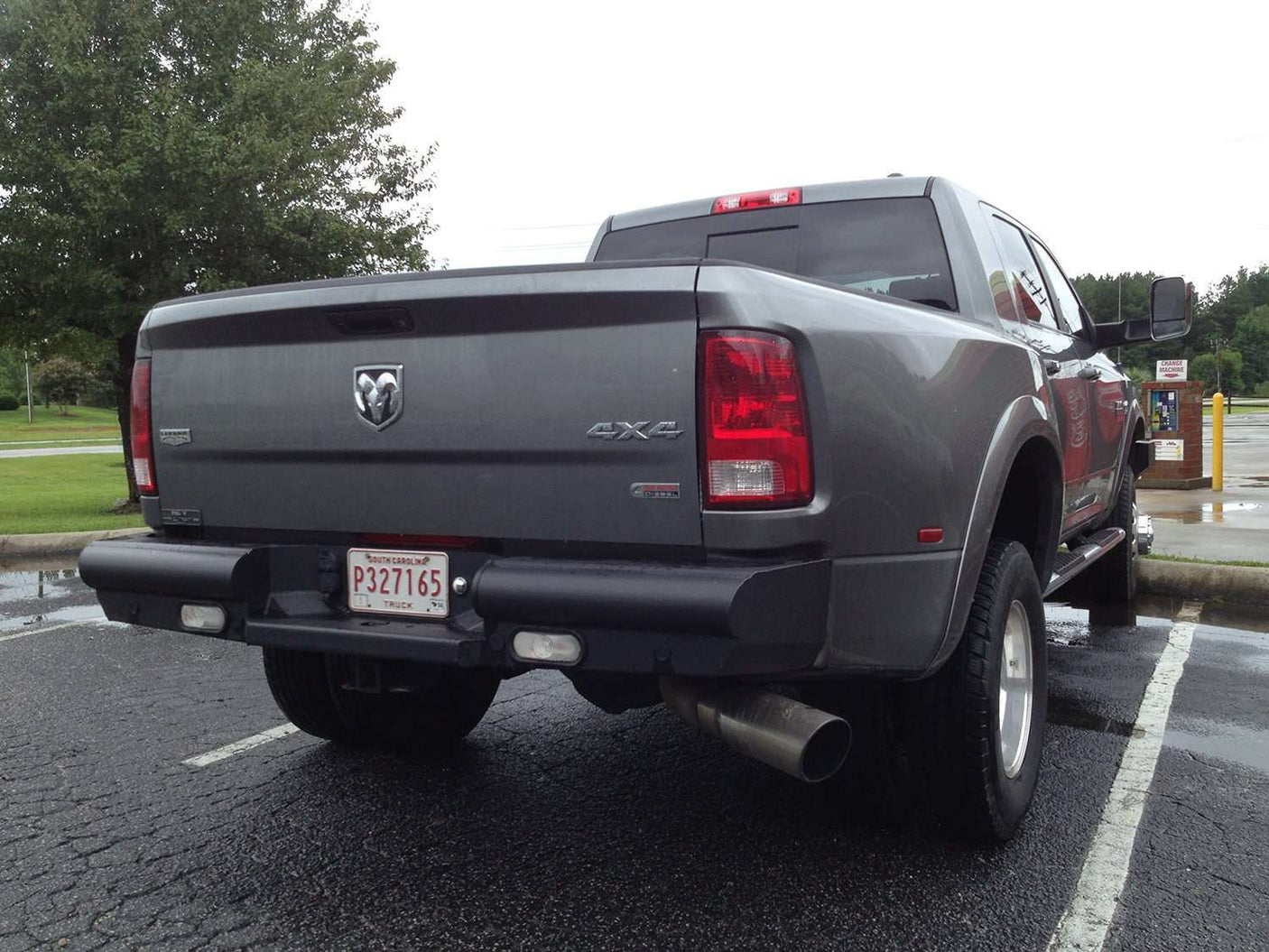 Fab Fours DR10-U2950-1 Dodge Ram 2500/3500 HD 2010-2018 Black Steel Elite Rear Bumper-BumperStock