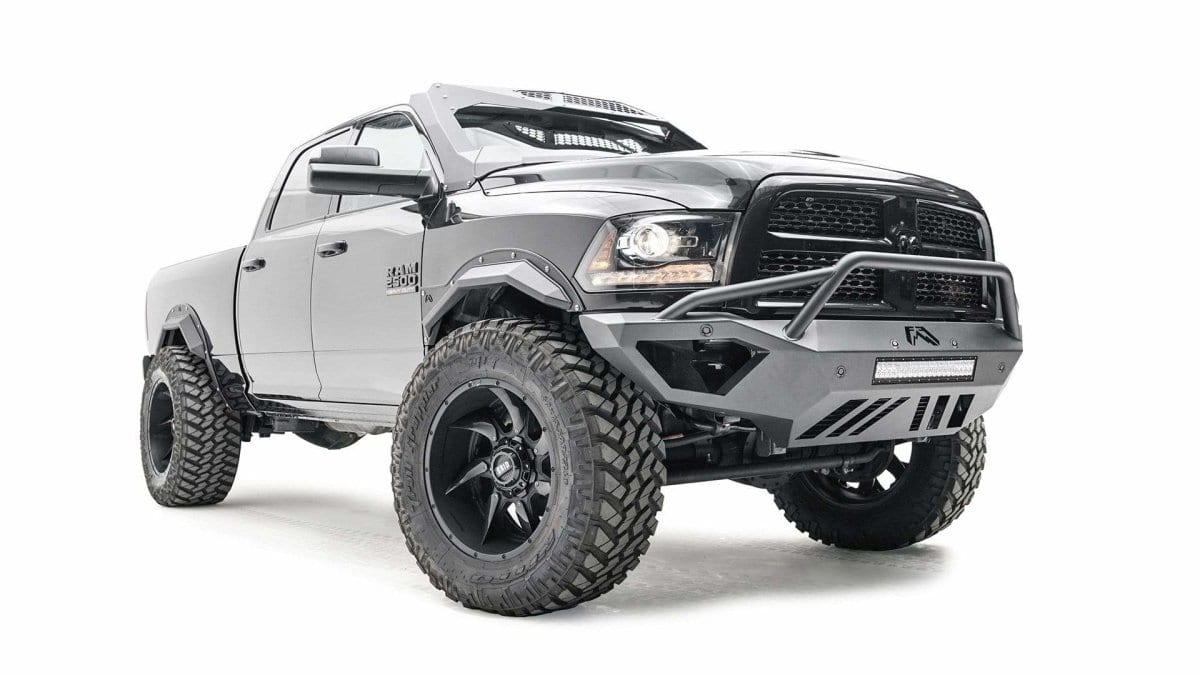 Fab Fours DR16 - V4062 - 1 Dodge Ram 2500/3500 HD 2016 - 2018 Open Fender Front Bumper Pre - Runner Guard - Rugged Truck Gear
