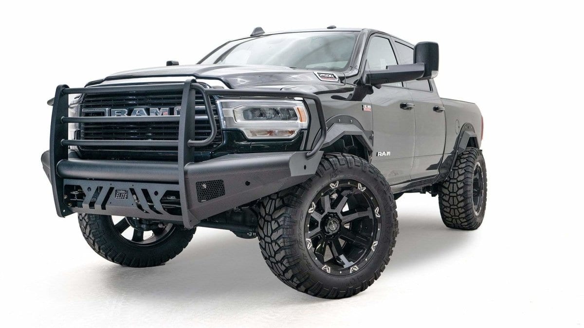 Fab Fours DR19 - Q4460 - 1 Ram 2500/3500 HD 2019 - 2024 Black Steel Elite Front Bumper Full Guard - Rugged Truck Gear