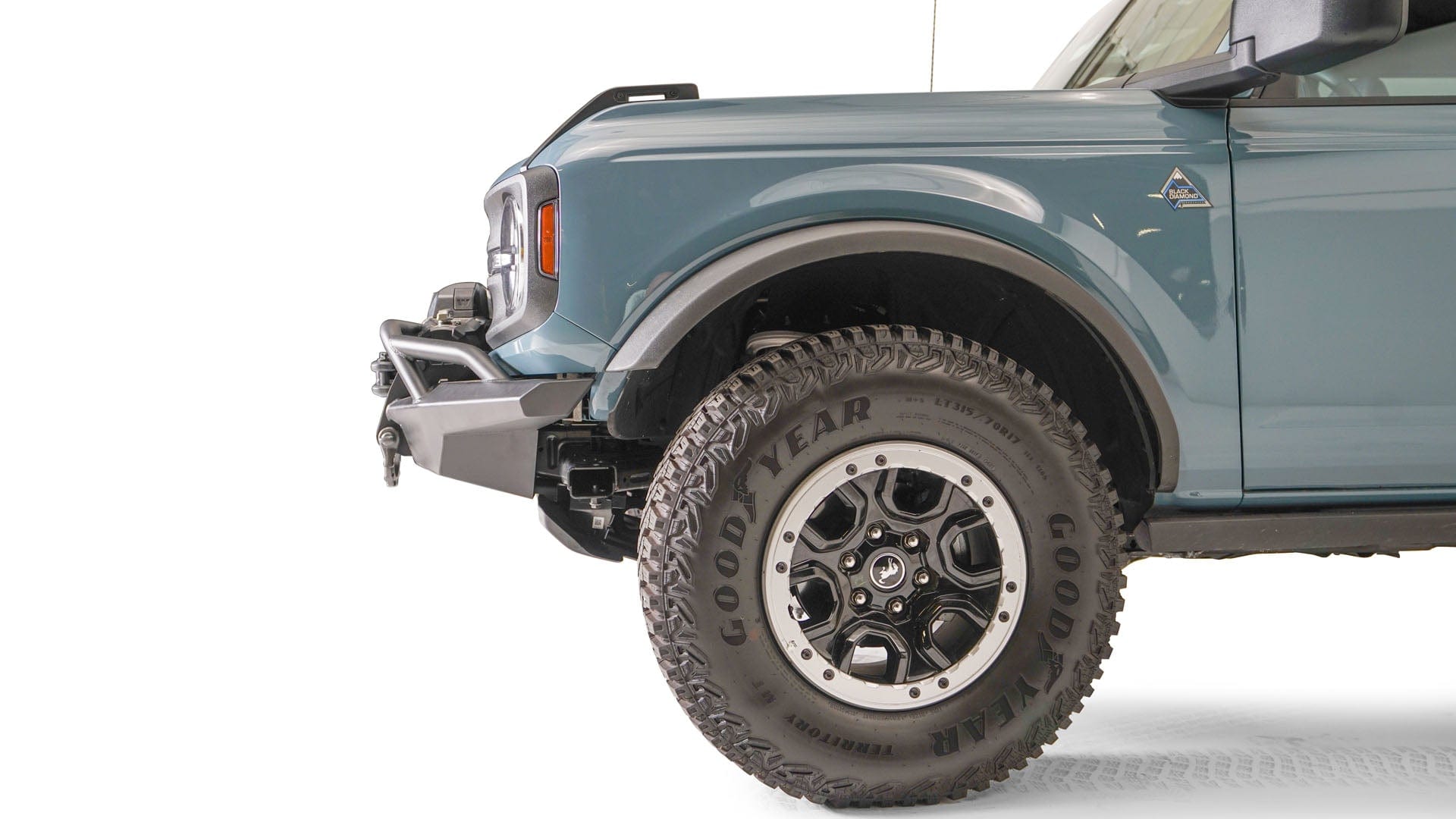 Fab Fours FB21 - B5252 - 1 Ford Bronco 2021 - 2024 Stubby Front Winch Bumper Pre - Runner Guard - Rugged Truck Gear