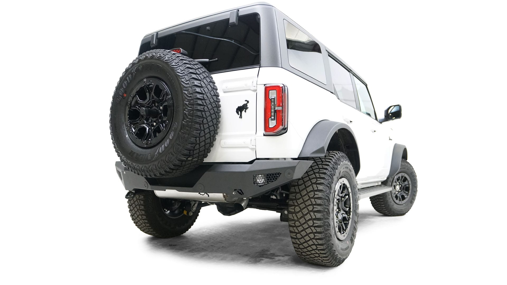 Fab Fours FB21 - Y5252 - 1 Ford Bronco 2021 - 2024 Standard Rear Bumper - Rugged Truck Gear