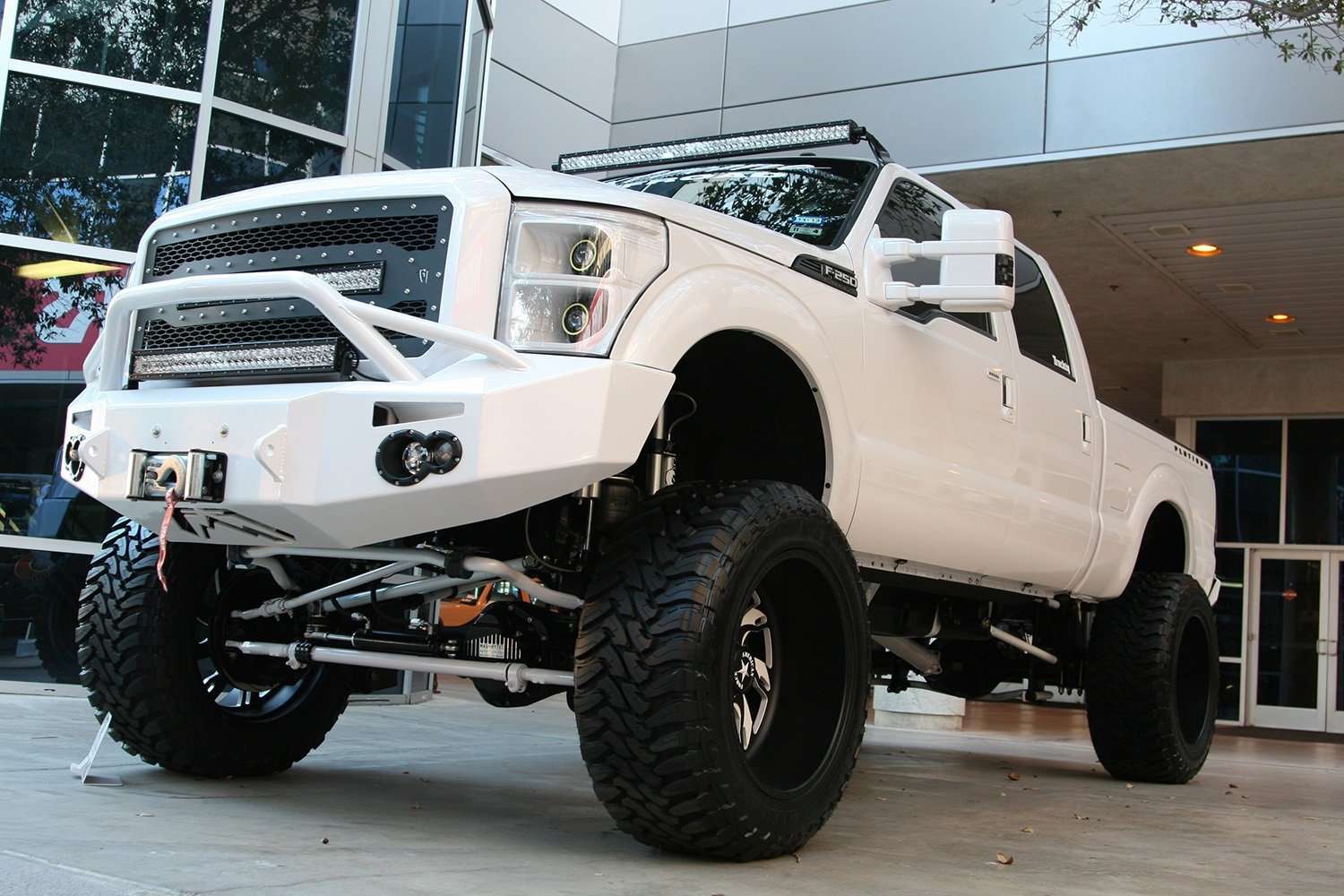 Fab Fours FS11 - A2552 - 1 Ford F250/F350 Superduty 2011 - 2016 Premium Front Winch Bumper Pre - Runner Guard - Rugged Truck Gear