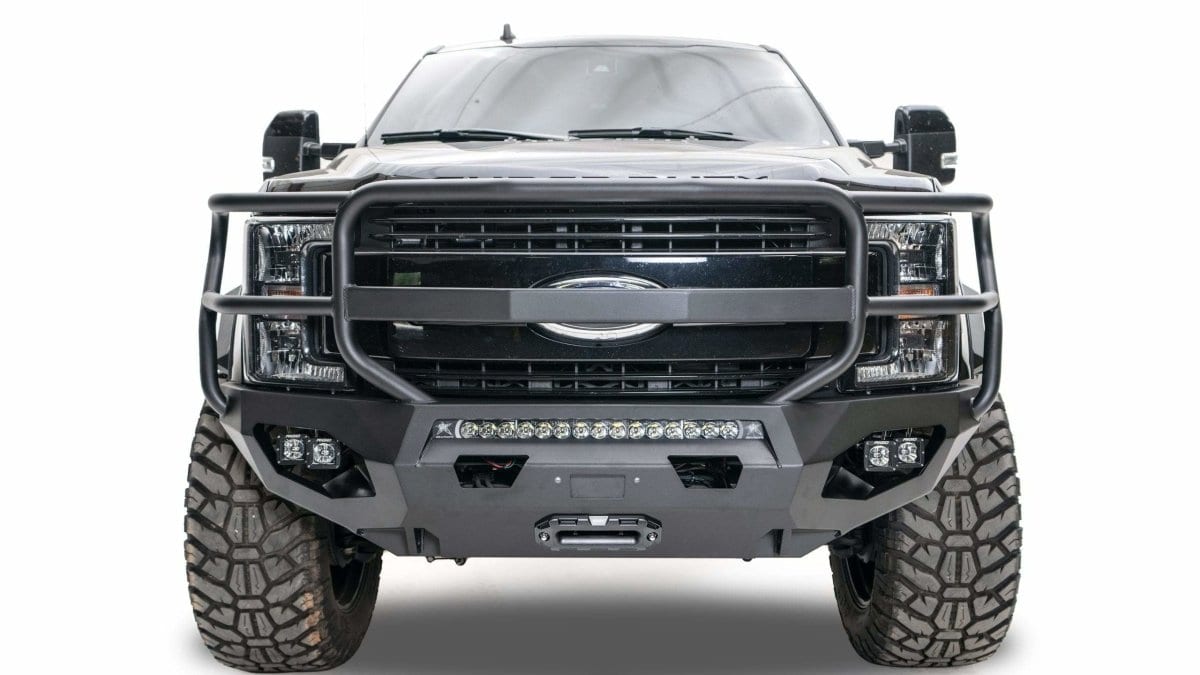 Fab Fours FS17 - X4160 - 1 Ford F250/F350 Super Duty 2017 - 2022 OE Wheel Well Matrix Front Winch Bumper Full Guard - Rugged Truck Gear
