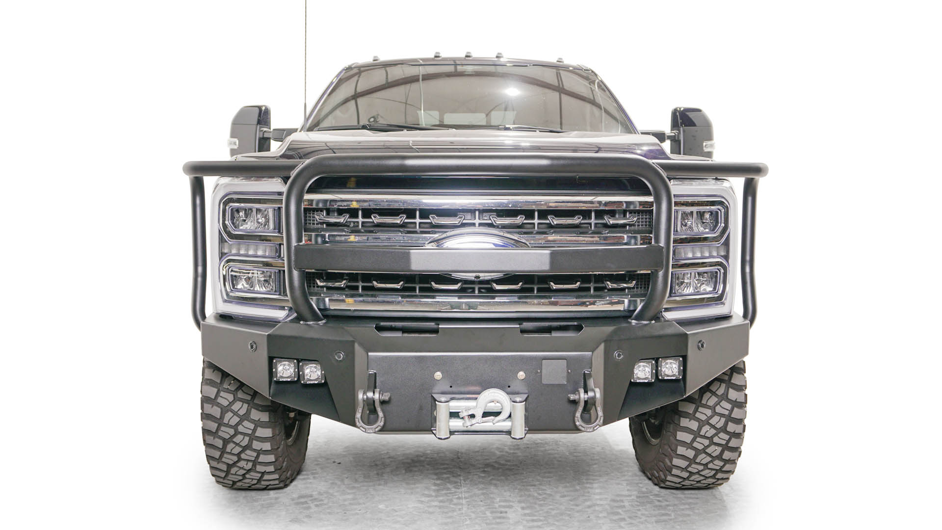 Fab Fours FS23 - A5950 - 1 Ford F250/F350 Superduty 2023 - 2024 New Premium Front Winch Bumper Full Guard - Rugged Truck Gear
