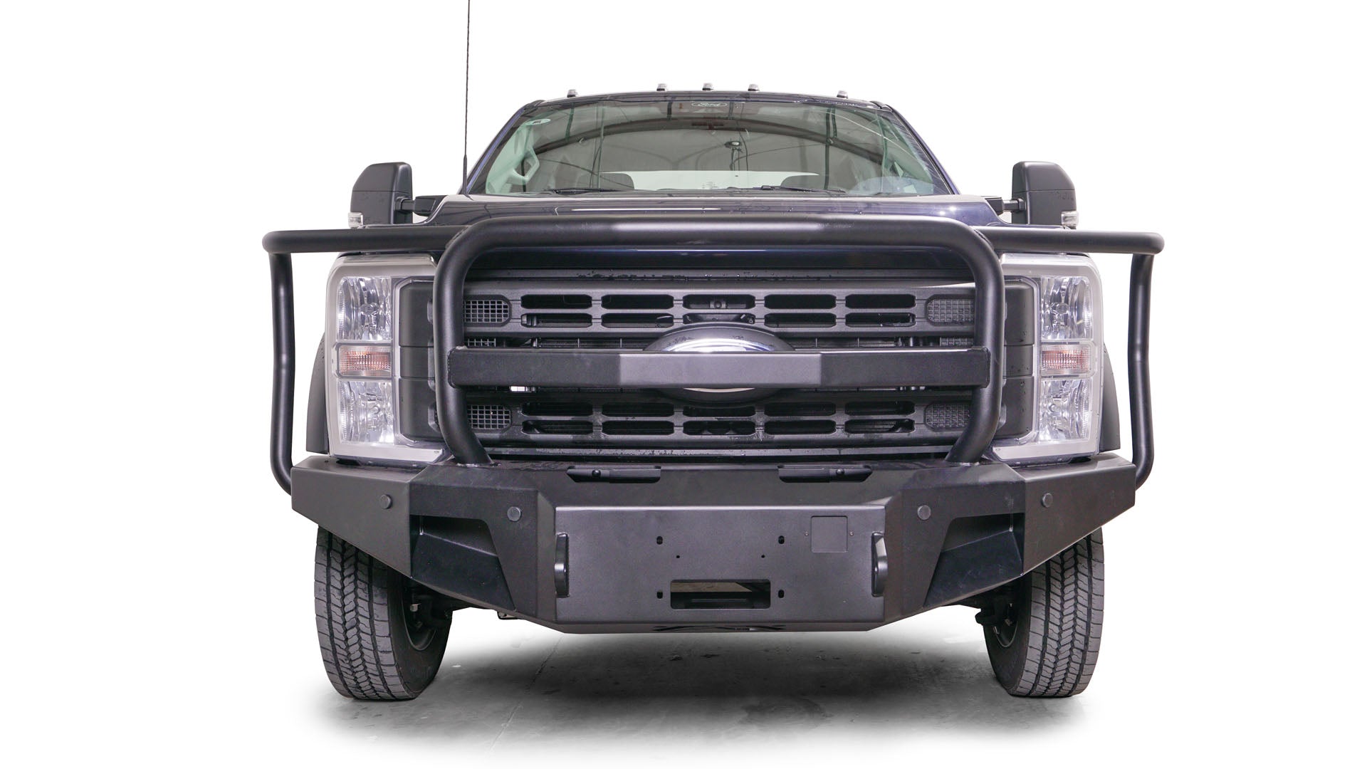 Fab Fours FS23 - A5960 - 1 Ford F450/F550 Superduty 2023 - 2024 New Premium Front Winch Bumper Full Guard - Rugged Truck Gear