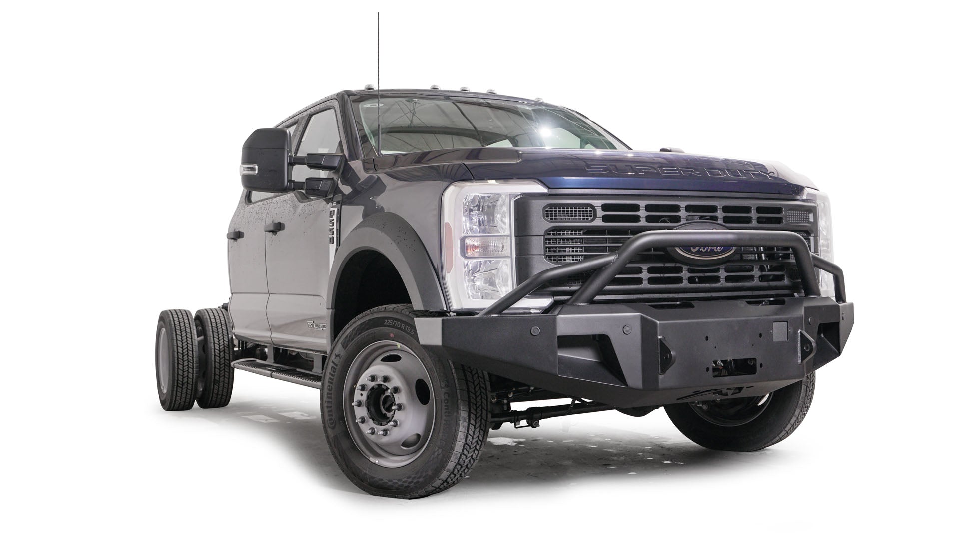 Fab Fours FS23 - A5962 - 1 Ford F450/F550 Superduty 2023 - 2024 New Premium Front Winch Bumper Pre - Runner Guard - Rugged Truck Gear