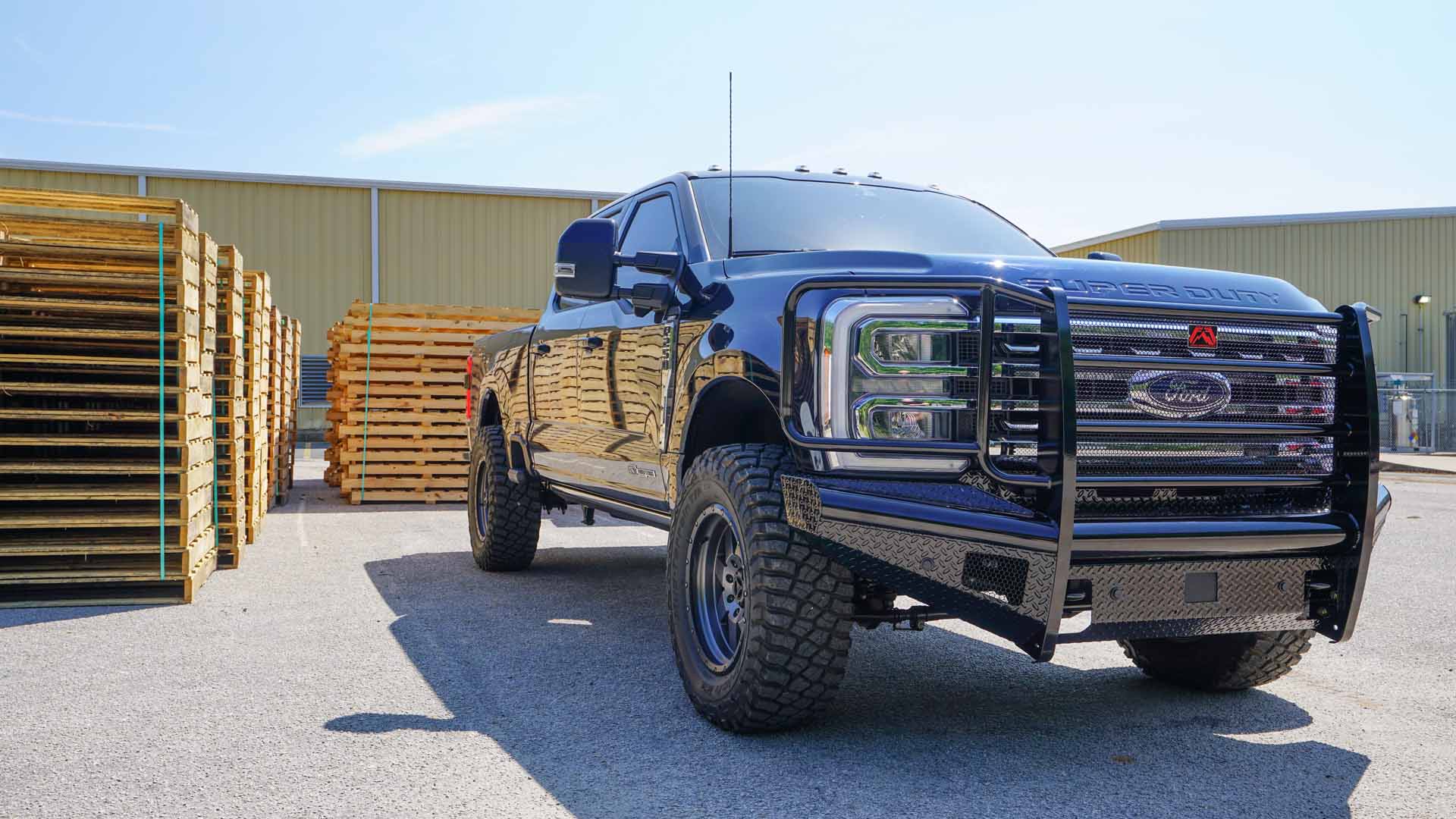Fab Fours FS23-S5960-1 Ford F250/F350 Super Duty 2023-2025 Black Steel Front Bumper Full Guard - Rugged Truck Gear
