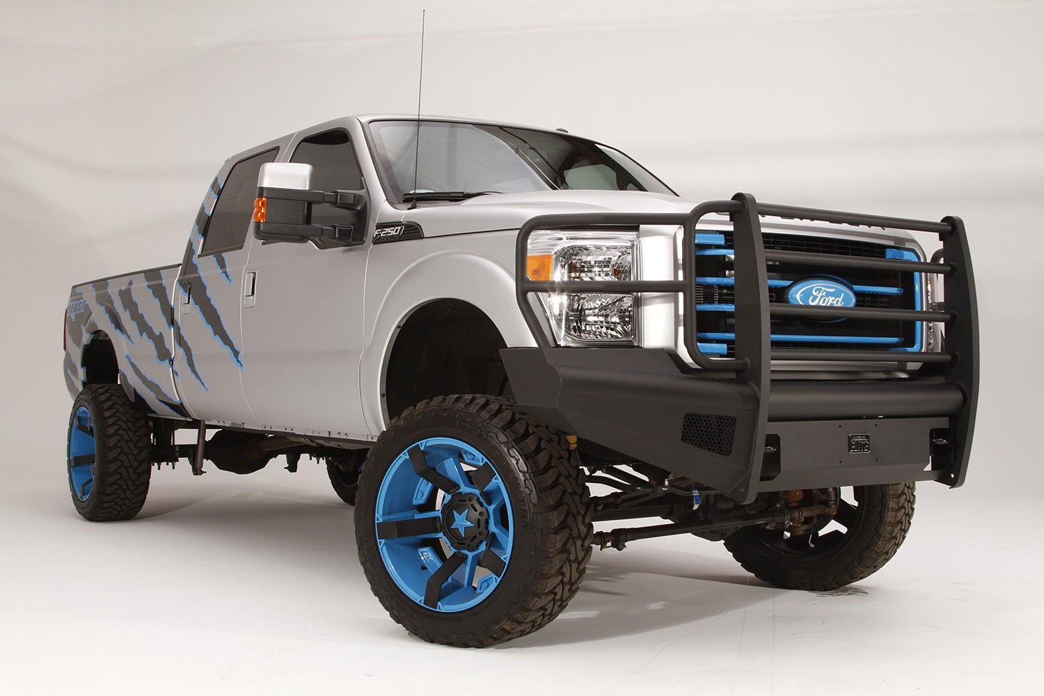 Fab Fours FS99-Q1660-1 Ford F250/F350/F450/F550 Super Duty 1999-2004 Black Steel Elite Front Bumper Full Guard - Rugged Truck Gear