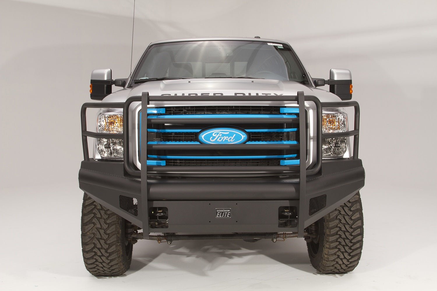 Fab Fours FS99-Q1660-1 Ford F250/F350/F450/F550 Super Duty 1999-2004 Black Steel Elite Front Bumper Full Guard - Rugged Truck Gear