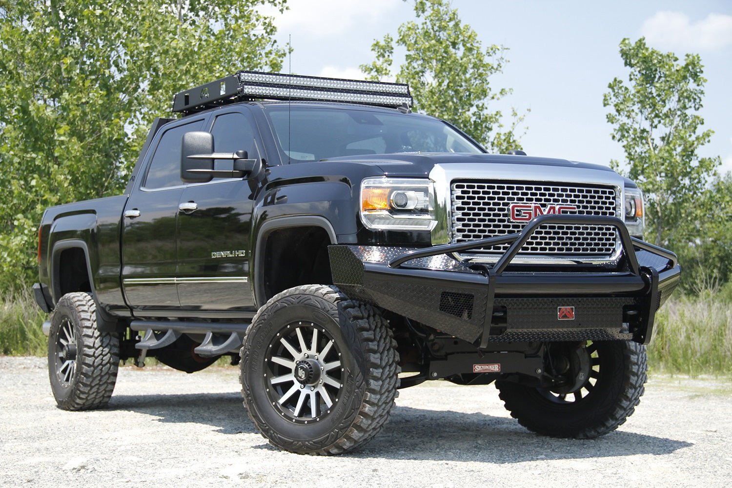 Fab Fours GM11 - S2862 - 1 GMC Sierra 2500/3500 HD 2011 - 2014 Black Steel Front Bumper Pre - Runner Guard - Rugged Truck Gear