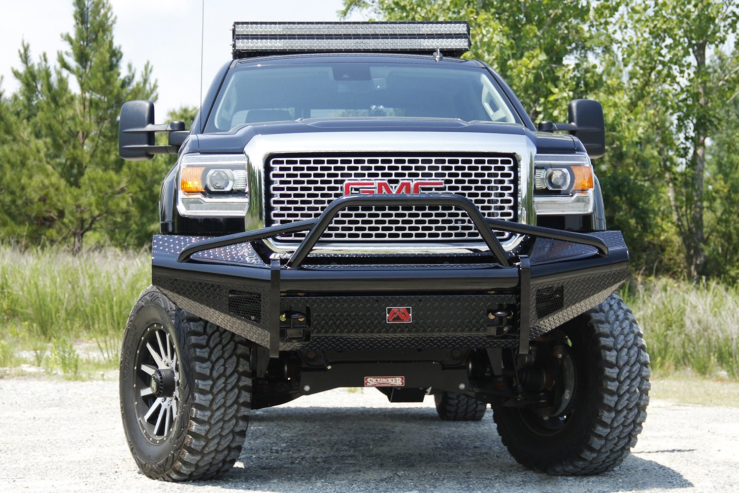 Fab Fours GM11 - S2862 - 1 GMC Sierra 2500/3500 HD 2011 - 2014 Black Steel Front Bumper Pre - Runner Guard - Rugged Truck Gear