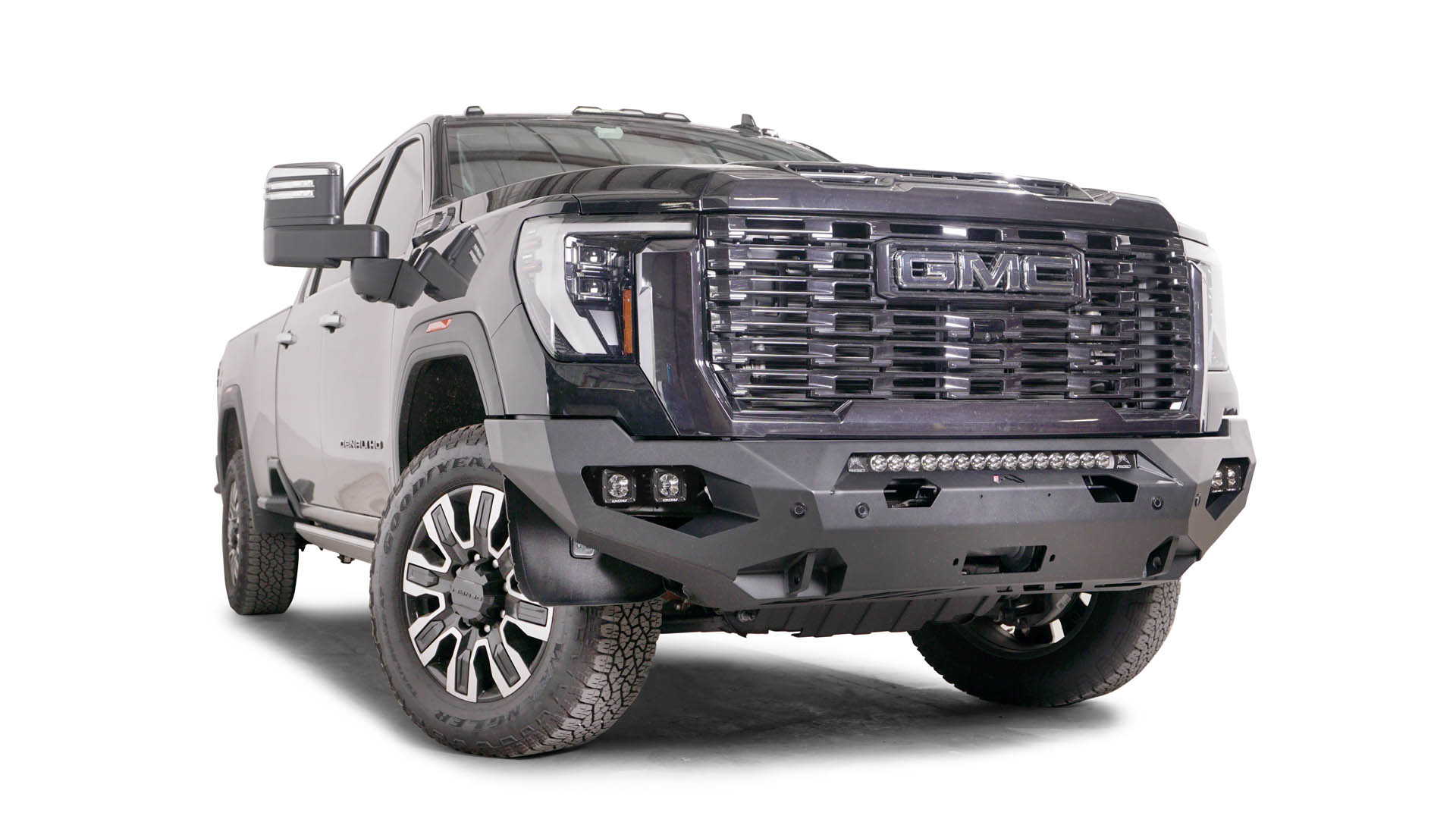 Fab Fours GM24 - X6251 - 1 GMC Sierra 2500/3500 HD 2024 Matrix Front Bumper Winch Ready No Guard - Rugged Truck Gear