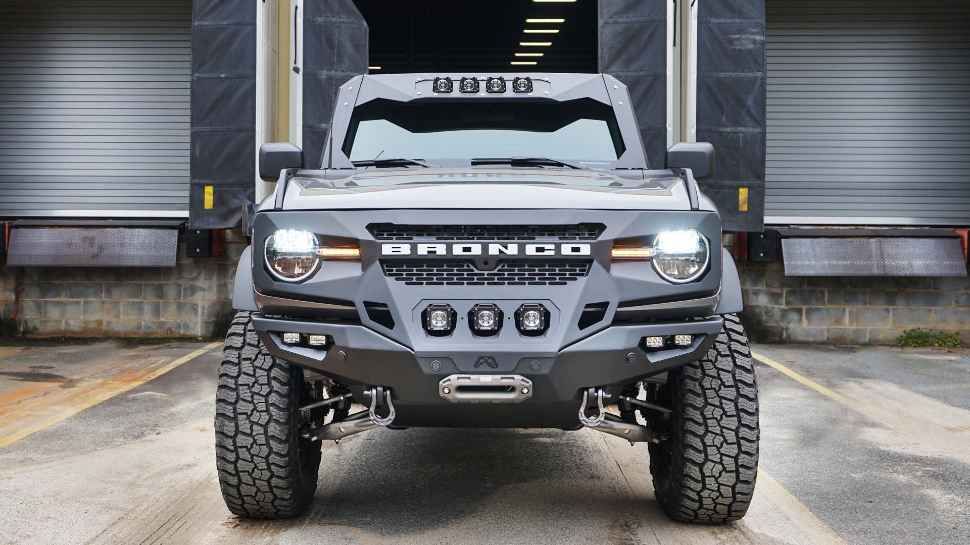 Fab Fours GR5200 - 1 2021 - 2024 Ford Bronco Grumper Front Bumper - Rugged Truck Gear