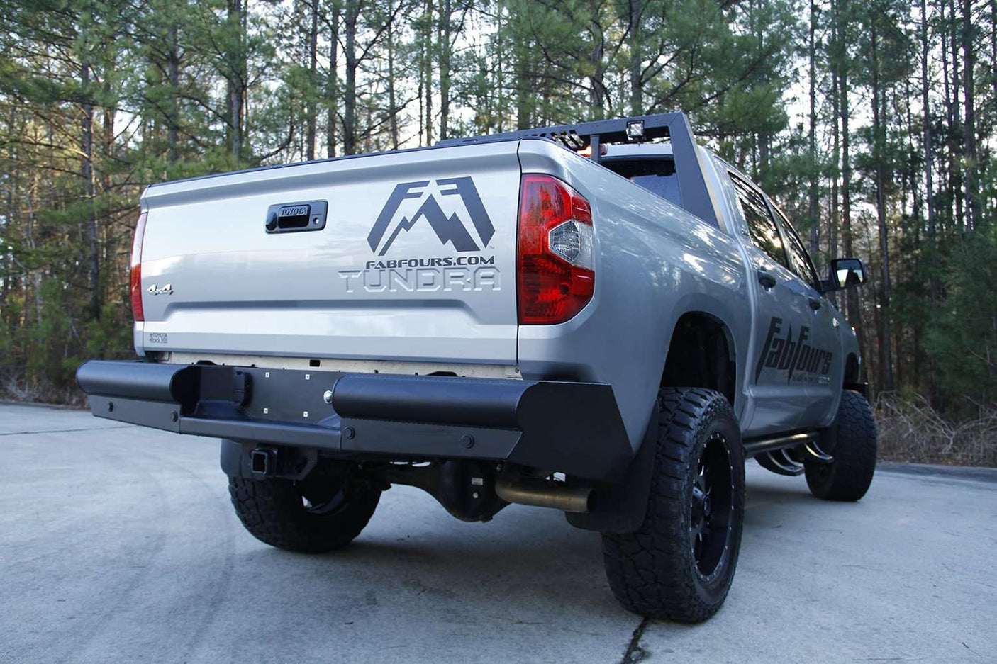 Fab Fours TT14-U2850-1 Toyota Tundra 2014-2021 Black Steel Elite Rear Bumper-BumperStock