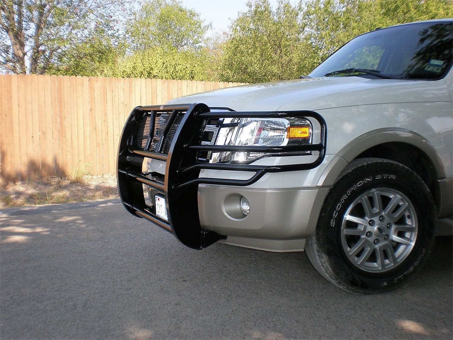 Frontier 200 - 10 - 7004 2007 - 2017 Ford Expedition Grille Guard - Rugged Truck Gear
