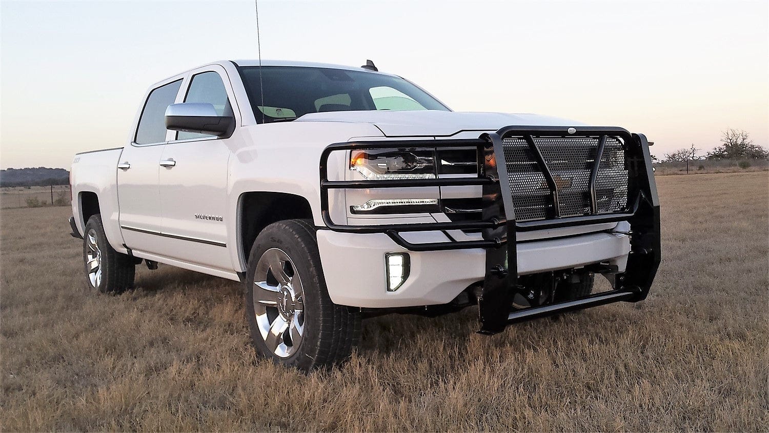 Frontier 200 - 21 - 4012 2014 - 2018 Chevy Silverado 1500 Grille Guard - Rugged Truck Gear