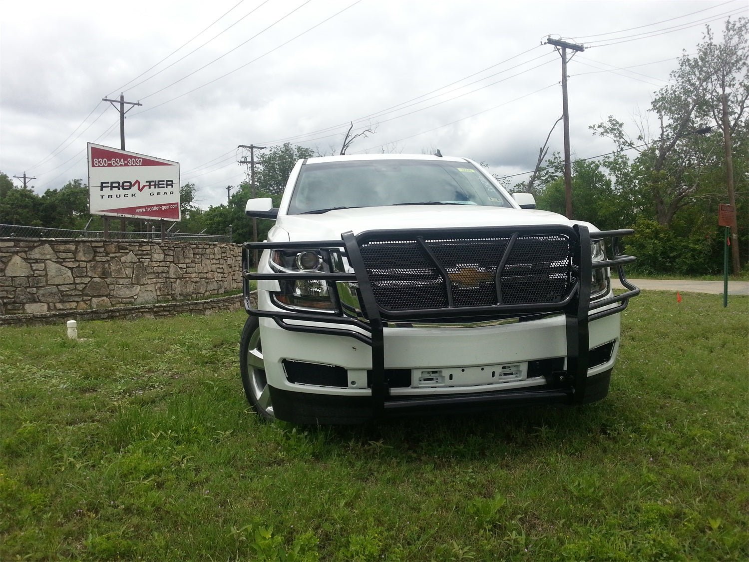 Frontier 200 - 21 - 5004 2015 - 2020 Chevy Tahoe/Suburban Grille Guard - Rugged Truck Gear