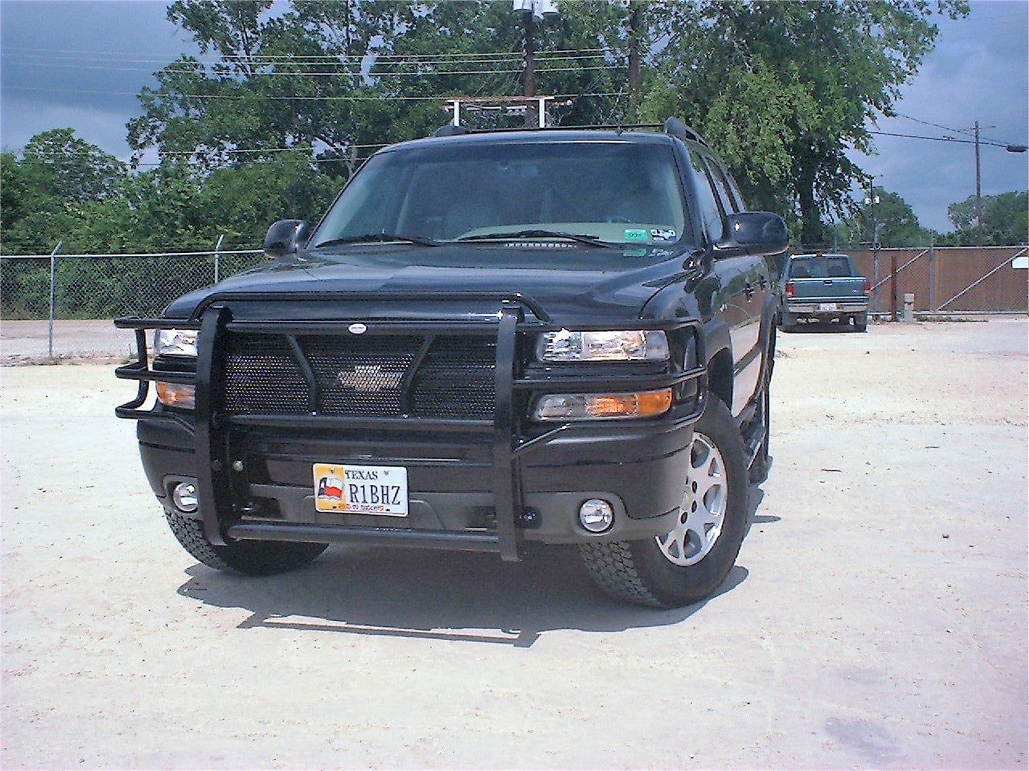Frontier 200 - 29 - 9004 1999 - 2002 Chevy Silverado 1500 Grille Guard - Rugged Truck Gear