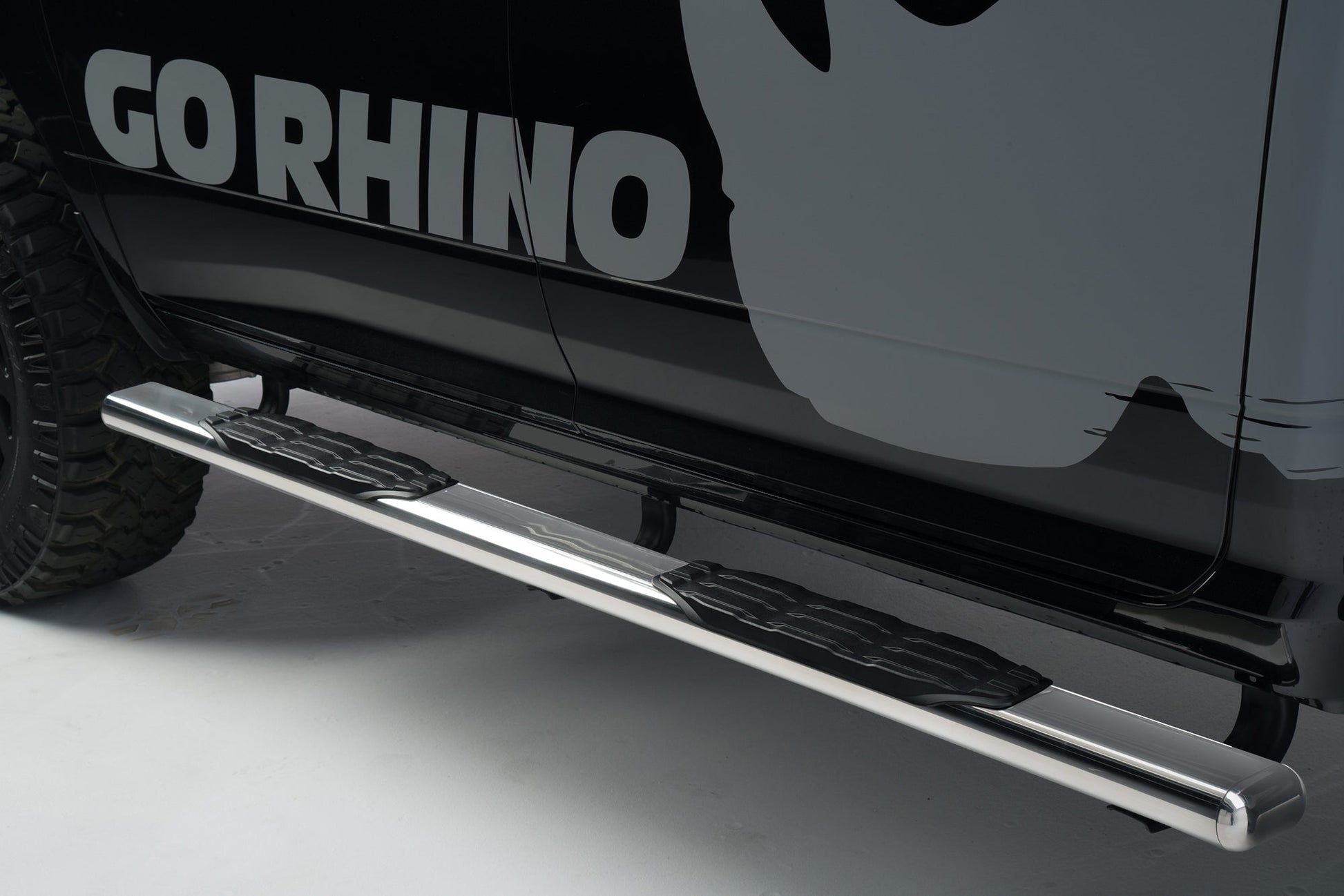 Go Rhino 105439987PS 2015 - 2023 Dodge Ram 1500 1000 Series 5" Side Steps with Mounting Bracket Kit - Rugged Truck Gear