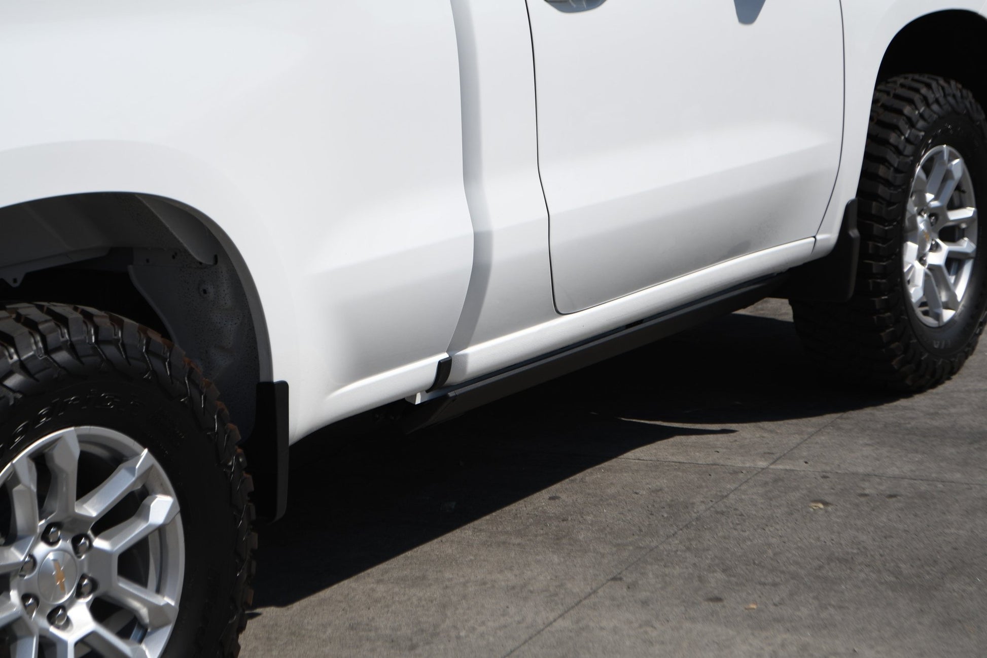 Go Rhino 20404857PC 2019 - 2024 Chevy Silverado 1500 E1 Series Electric Running Board Kit - Rugged Truck Gear
