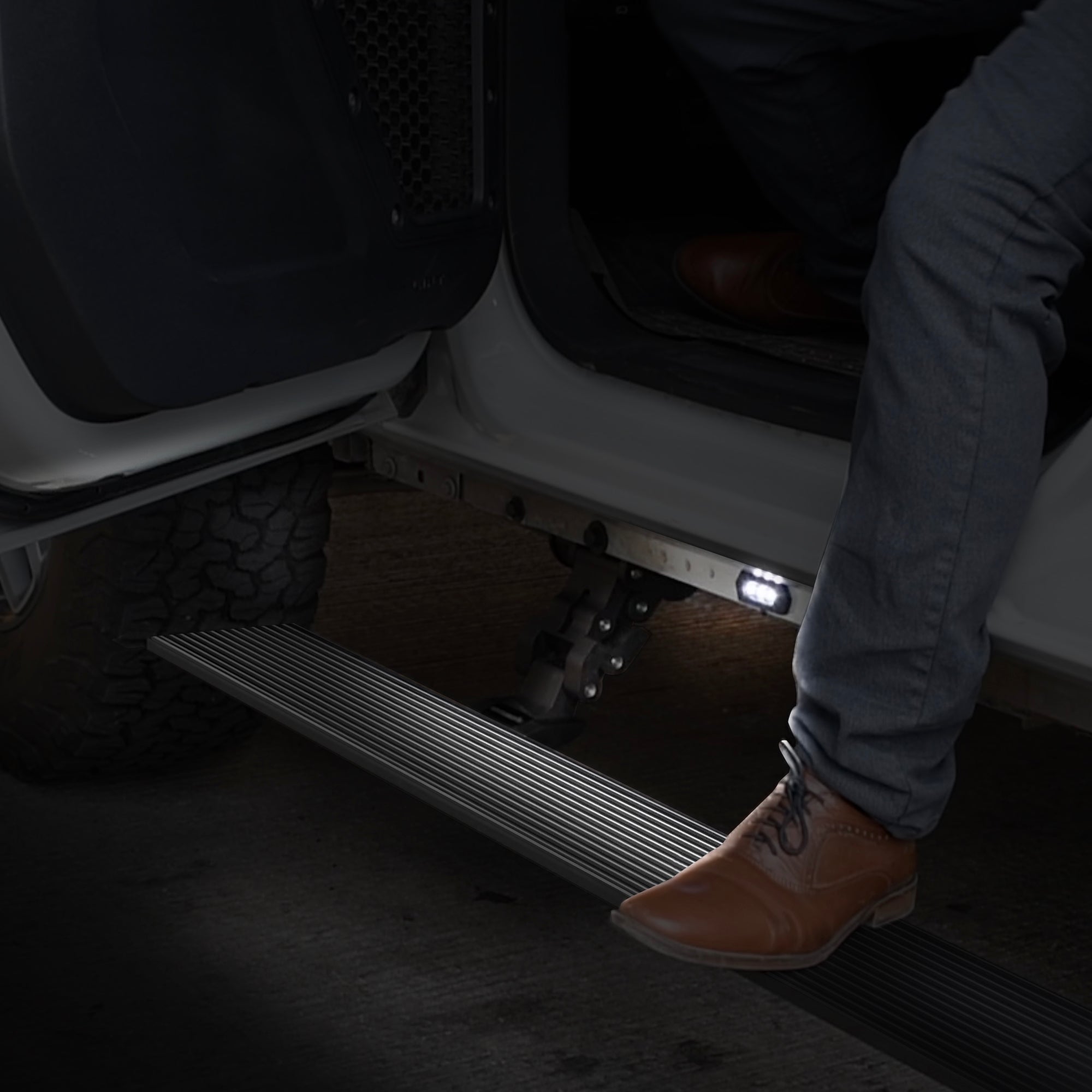 Go Rhino 20404880PC 2020 - 2024 Chevy Silverado 2500/3500 HD E1 Series Electric Running Board Kit - Rugged Truck Gear