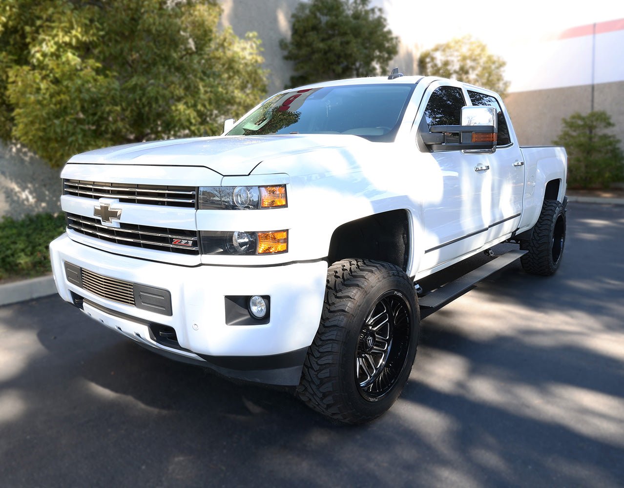 Go Rhino 20405187PC 2015 - 2019 Chevy Silverado 2500/3500 HD E1 Series Electric Running Board Kit - Rugged Truck Gear