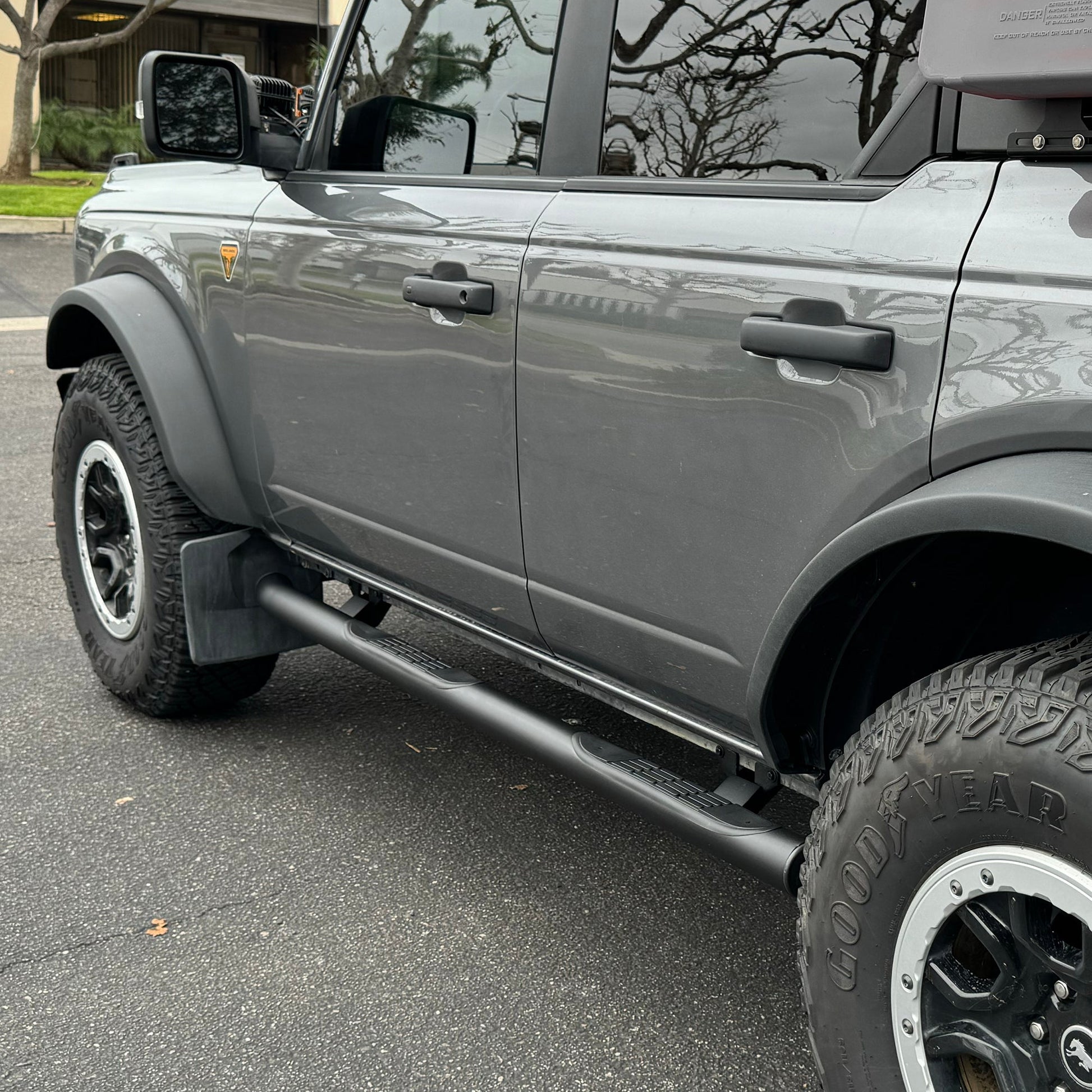 Go Rhino 4129T 2021 Ford Bronco 4000 Series Side Steps with Mounting Bracket Kit - Rugged Truck Gear