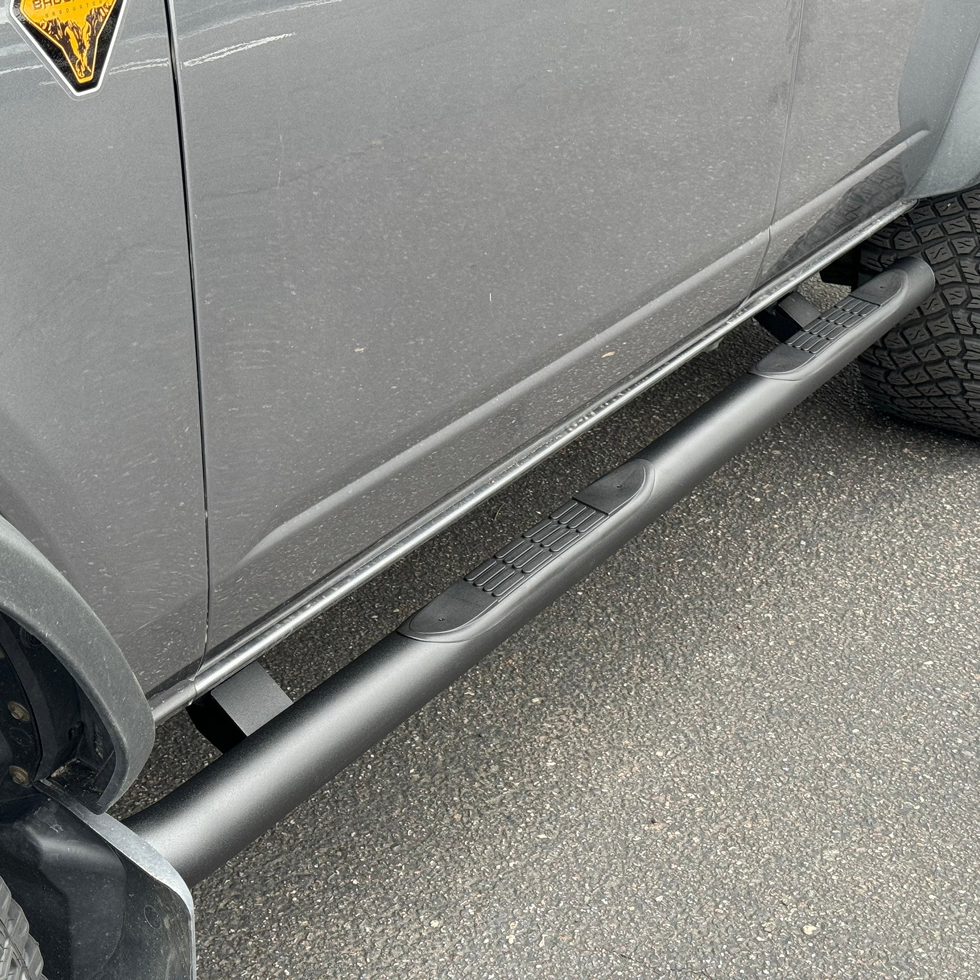 Go Rhino 4129T 2021 Ford Bronco 4000 Series Side Steps with Mounting Bracket Kit - Rugged Truck Gear