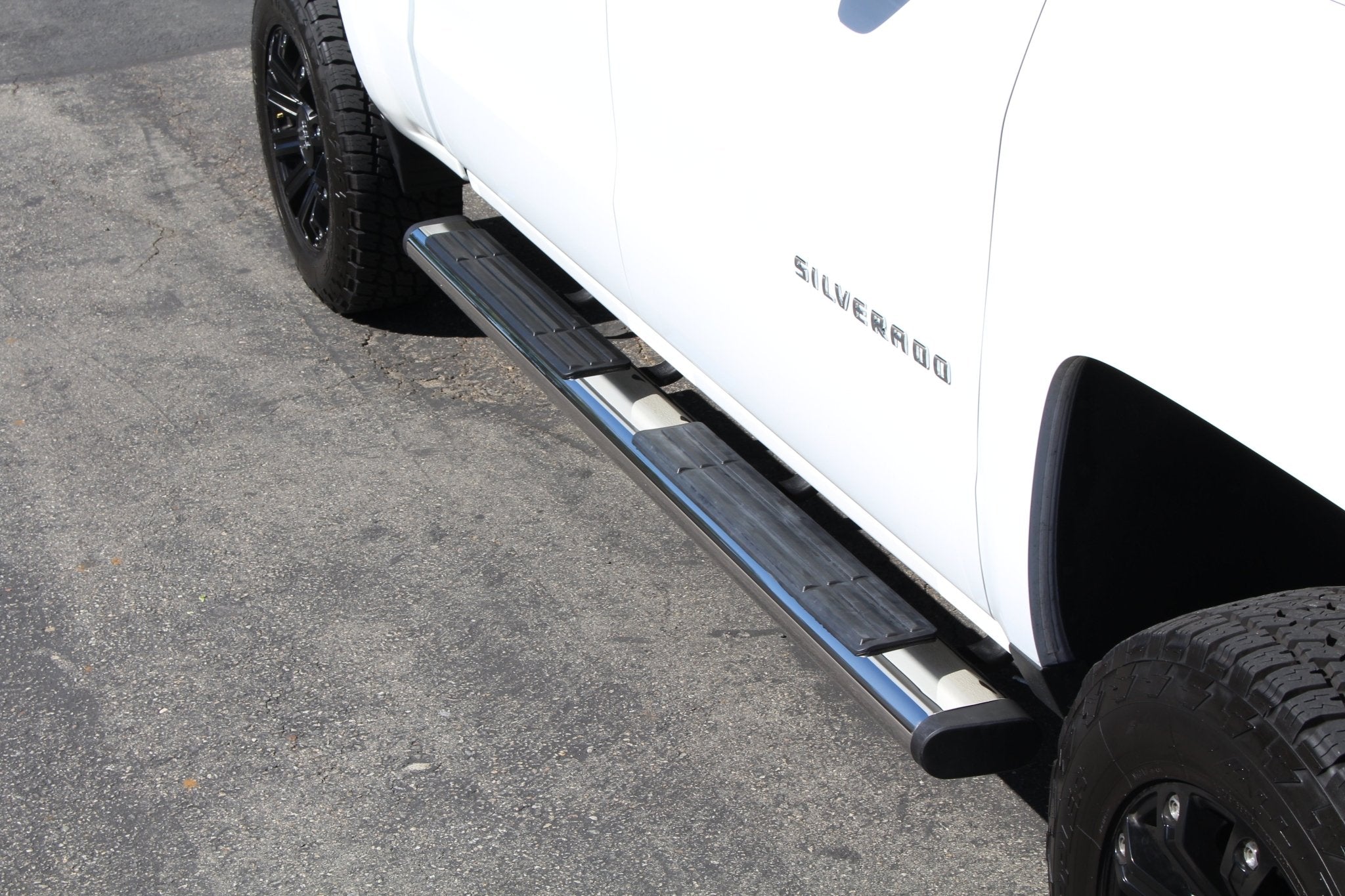 Go Rhino 686404680CC 2007 - 2019 GMC Sierra 1500 OE Xtreme Series 6" Composite Side Step Kit + 4 Brackets per Side - Rugged Truck Gear