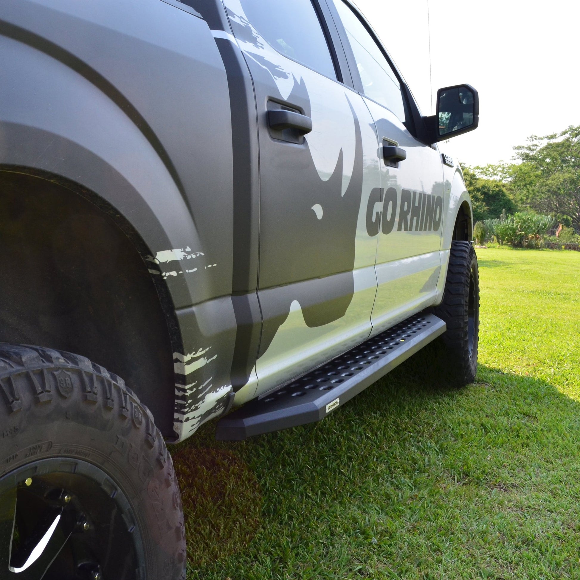 Go Rhino 69410687PC 2010 - 2024 Dodge Ram 2500/3500 RB Series RB20 Running Boards with Mounting Bracket Kit - Rugged Truck Gear