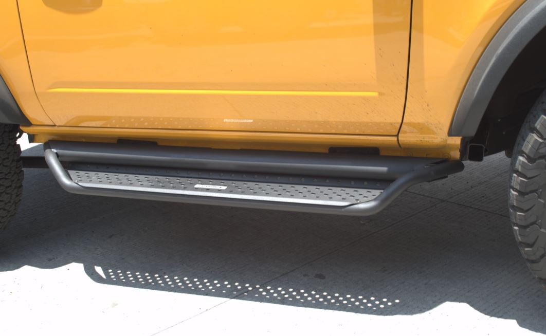 Go Rhino D14131T 2021 - 2024 Ford Bronco D1 Dominator Series Xtreme Side Steps with Rocker Panel Mounting Bracket Kit - Rugged Truck Gear