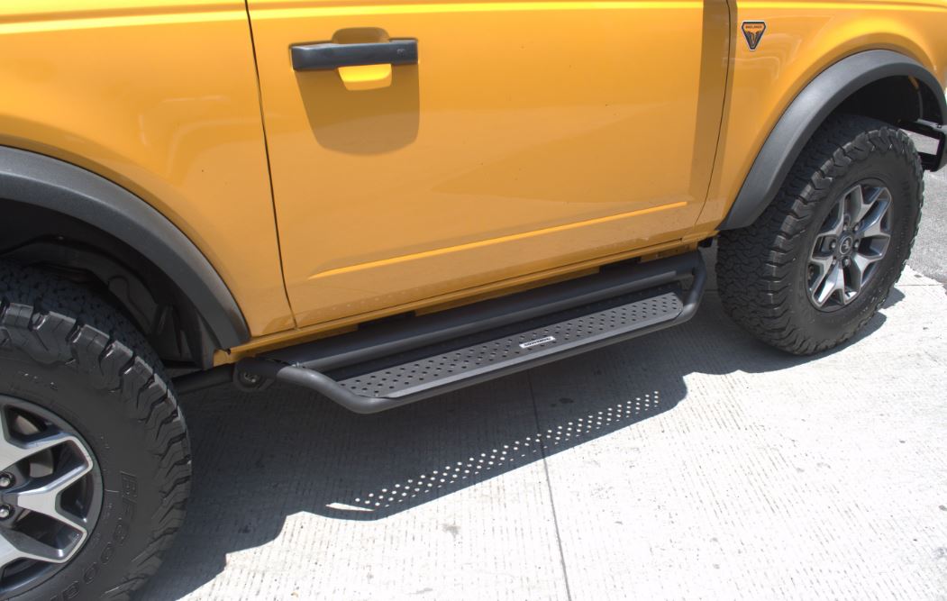 Go Rhino D14131T 2021 - 2024 Ford Bronco D1 Dominator Series Xtreme Side Steps with Rocker Panel Mounting Bracket Kit - Rugged Truck Gear