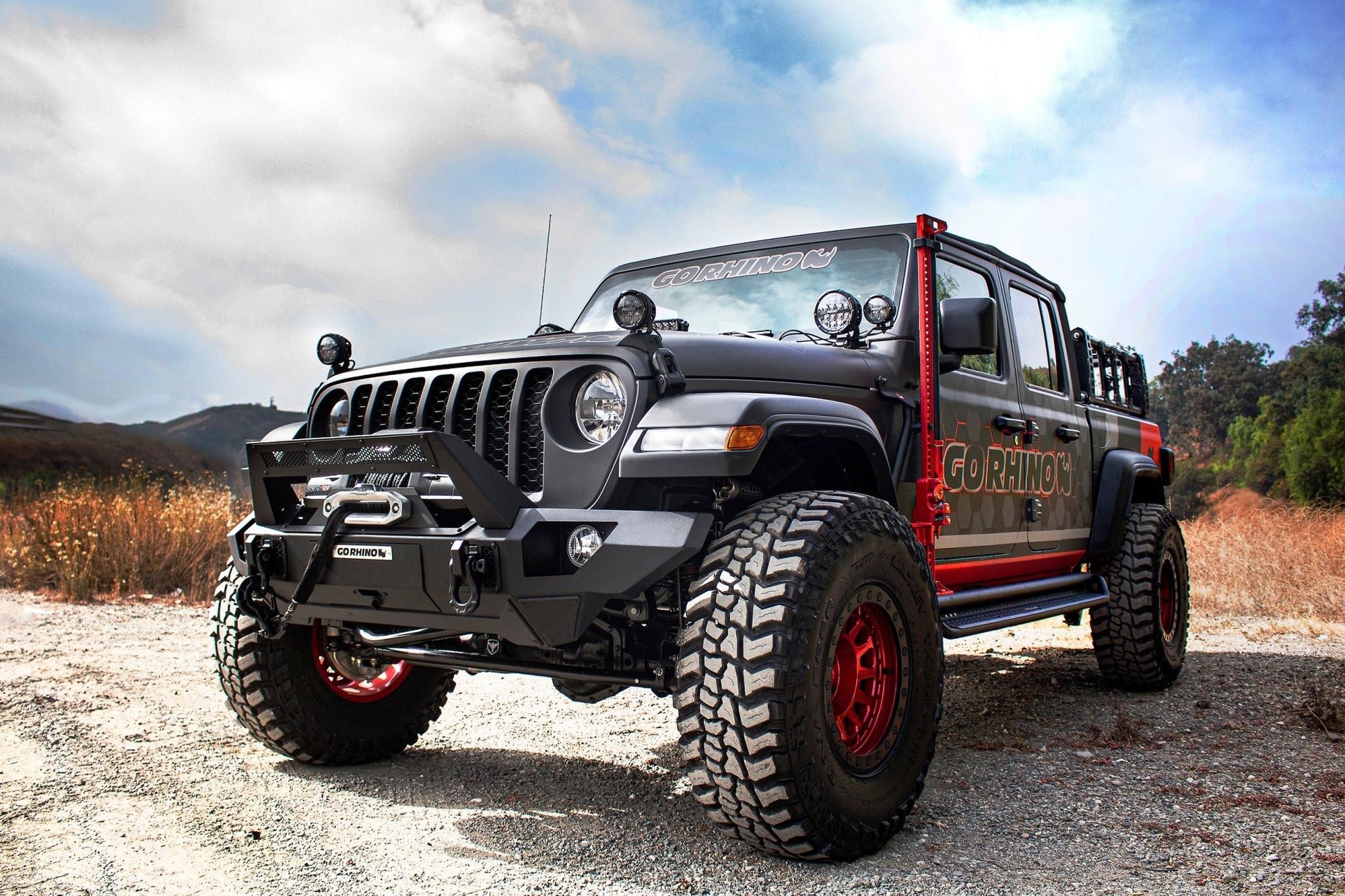 Go Rhino D14516T 2020 - 2024 Jeep Gladiator JT D1 Dominator Series Xtreme Side Steps with Rocker Panel Mounting Bracket Kit - Rugged Truck Gear