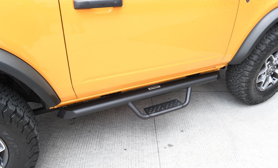 Go Rhino D224131T 2021 - 2024 Ford Bronco D2 Dominator Series Xtreme Side Steps with Rocker Panel Mounting Bracket Kit - Rugged Truck Gear