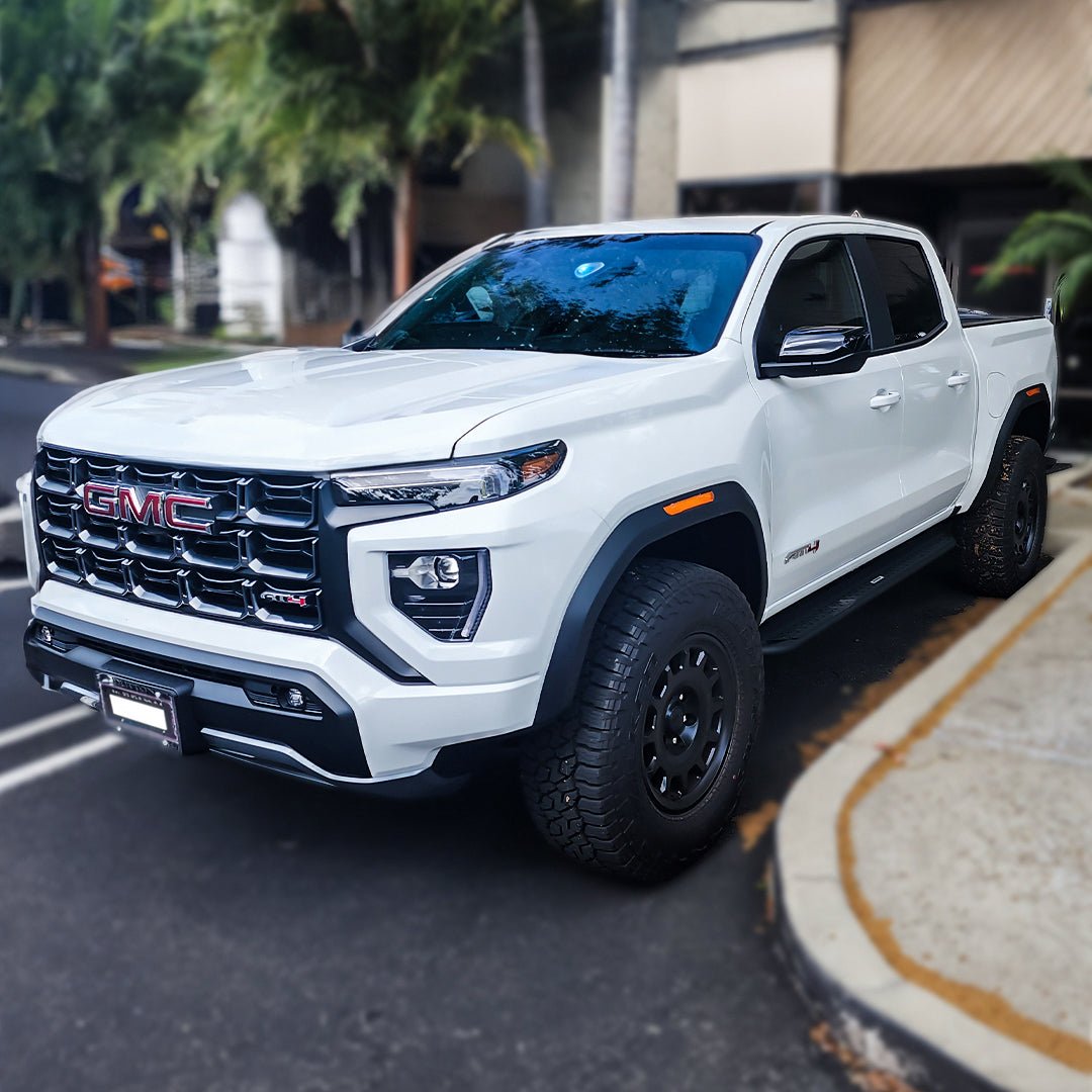 Go Rhino DSS4235T 2015 - 2024 Chevy Colorado Dominator Series Xtreme DSS Side Steps with Rocker Panel Mounting Bracket Kit - Rugged Truck Gear