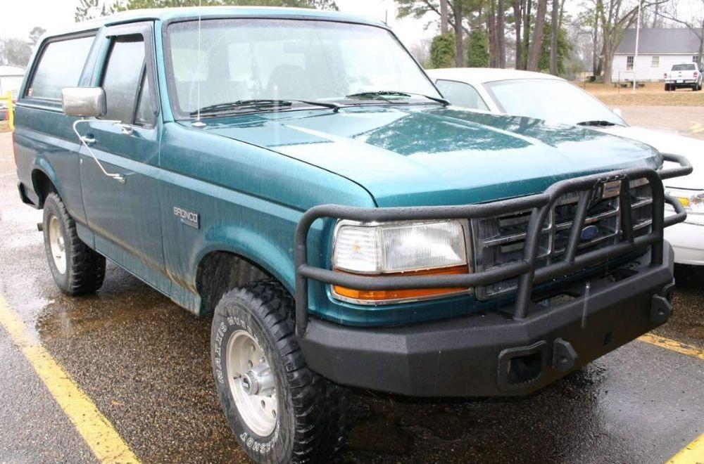 Hammerhead 600 - 56 - 0067 Ford F250/F350/F450 1992 - 1998 Front Winch Bumper with Full Brush Guard - Rugged Truck Gear