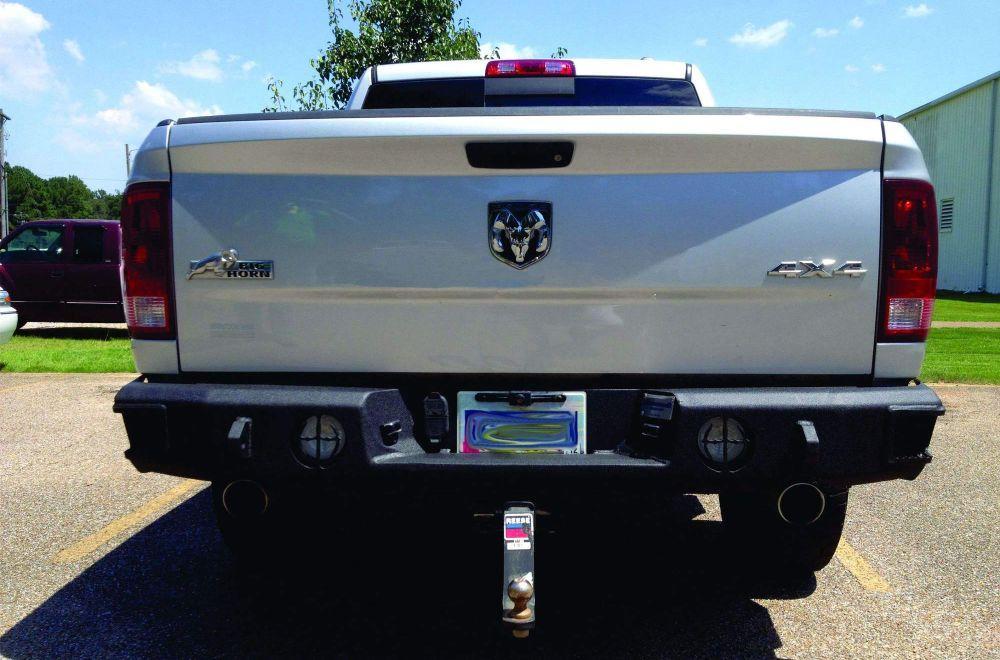 Hammerhead 600 - 56 - 0107 Dodge Ram 1500 2009 - 2018 Rear Bumper with Dual Exhaust and Sensors - Rugged Truck Gear