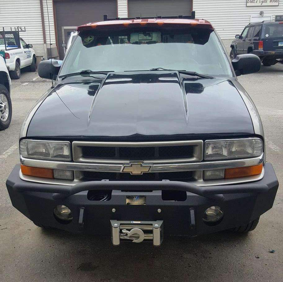 Hammerhead 600 - 56 - 0111 Chevy S10 ZR2 1994 - 2003 Front Winch Bumper Pre - Runner - Rugged Truck Gear
