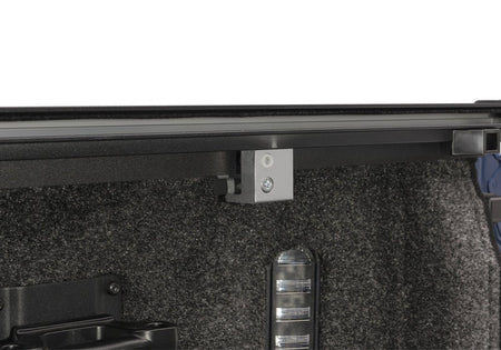 Retrax IX 30322 1999 - 2005 Ford F250/F350 Super Duty Retractable Hard Tonneau Cover 8 ft. Bed - Rugged Truck Gear